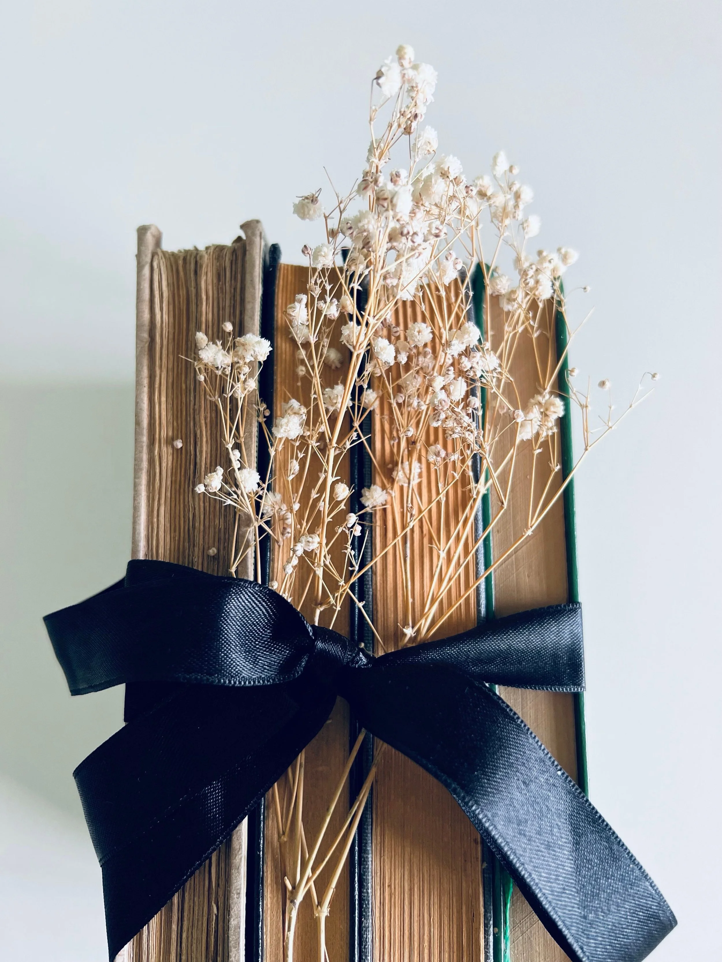 Your Virgo Season Essentials 🌾

🌿 multi-sensory ways to discover what Virgo is all about

p.s. anything you would add to your Virgo Season essentials, let me know in the comments 

Playlist includes &hellip;
(link to a Virgo Season Spotify playlist