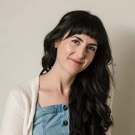 Miranda Braithwaite describes how Rachelle's approach to astrology readings is unique, easy-to-understand, and transformational