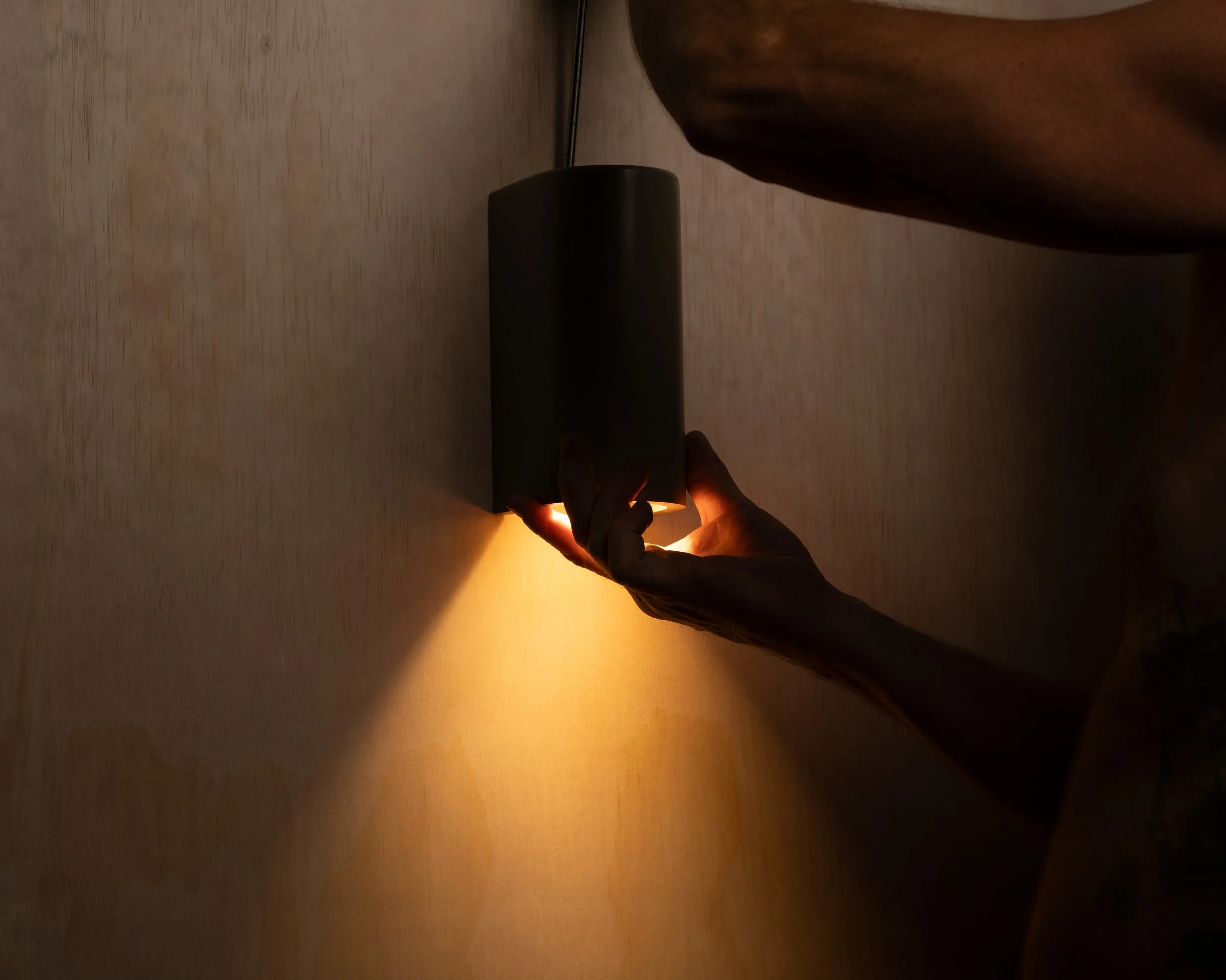 Mono  light on-2.jpg