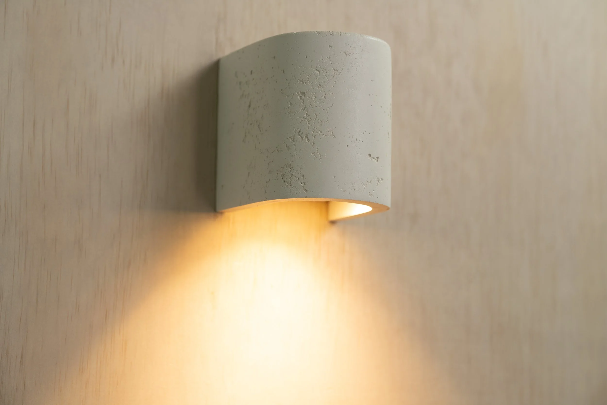 Duo light off front on-75.jpg