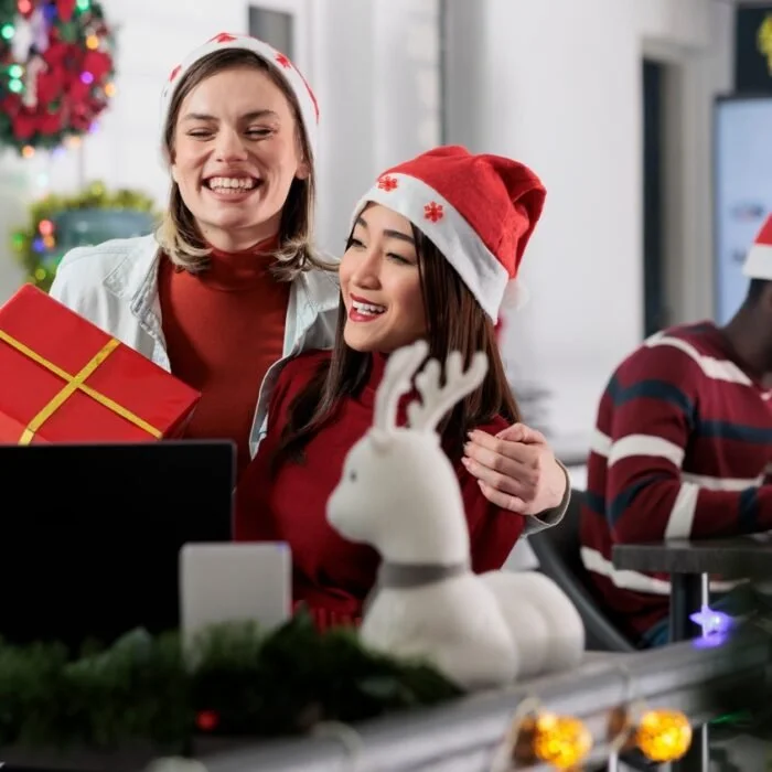 Ways To Give This Holiday Season Without Breaking The Bank