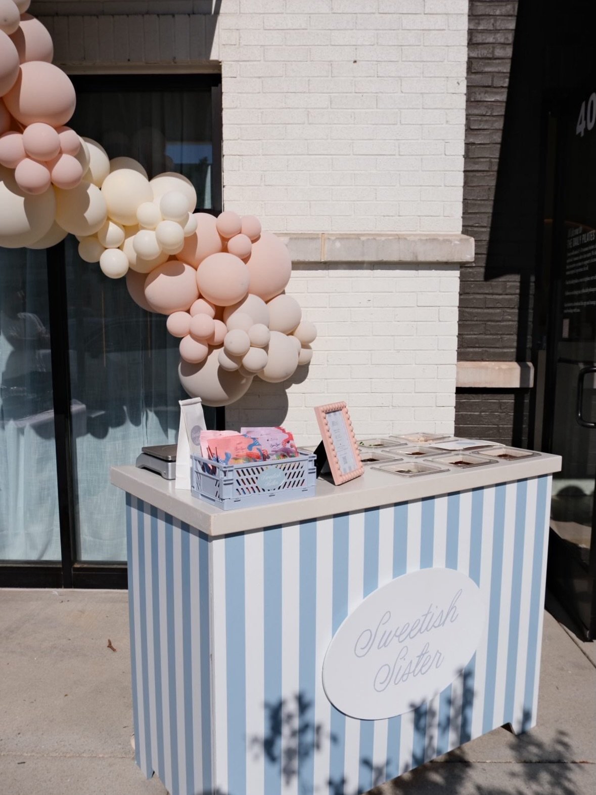 What&rsquo;s better than having a Swedish candy cart at your grand opening? Having a matcha cart there too! 🍵🍬

Loved celebrating the grand opening of @thedailypilatesperimeter with @masmatcha.atl 💫

(And thanks for the pics too @masmatcha.atl!)