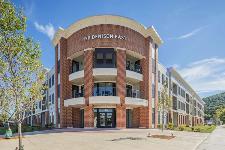 Riedman | 176 Denison