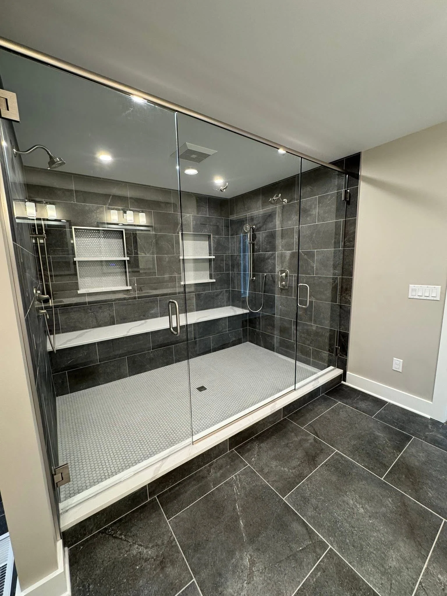 Reaser Construction Remodeling18.jpeg
