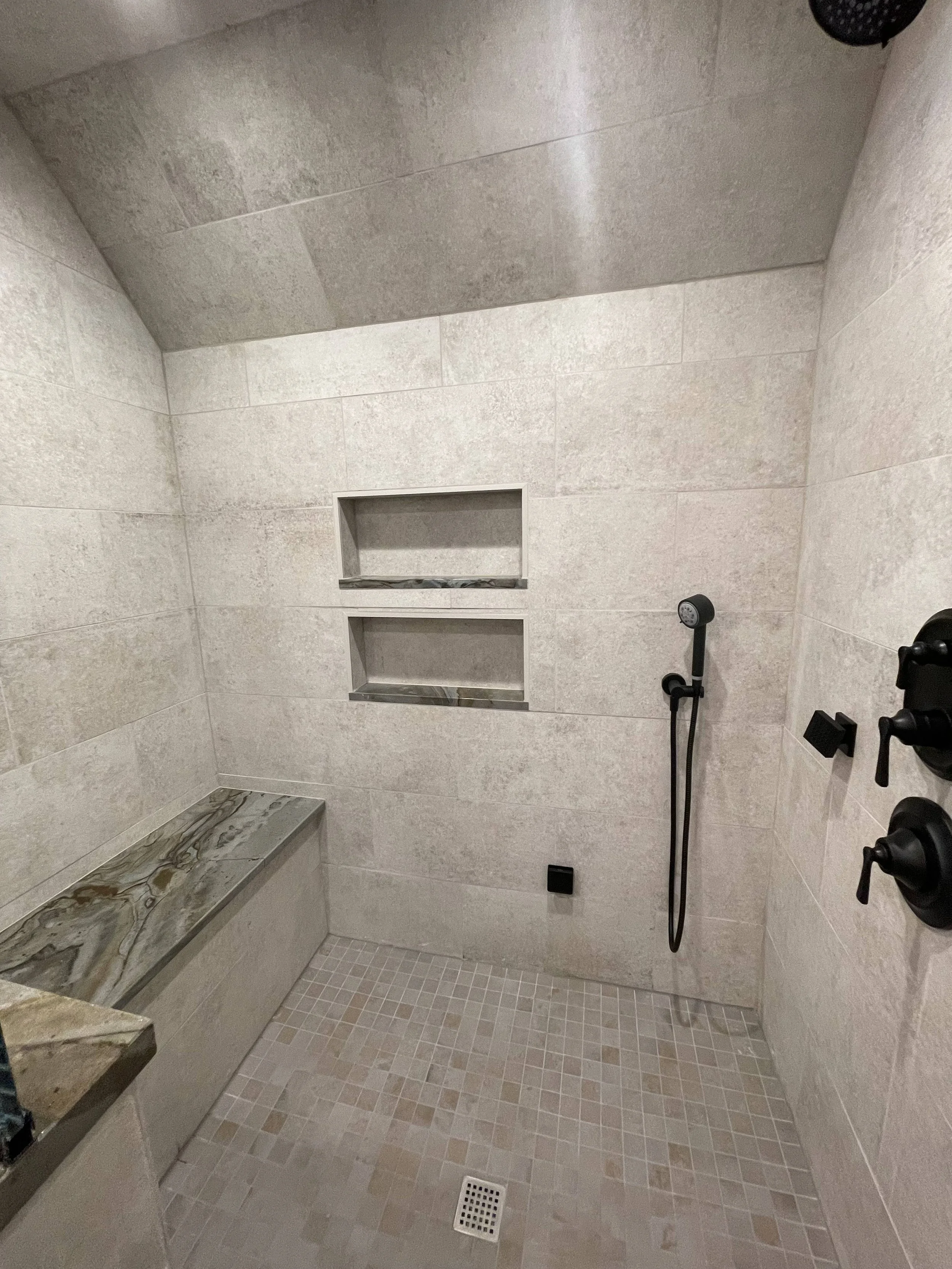 Reaser Construction Remodeling25.jpeg