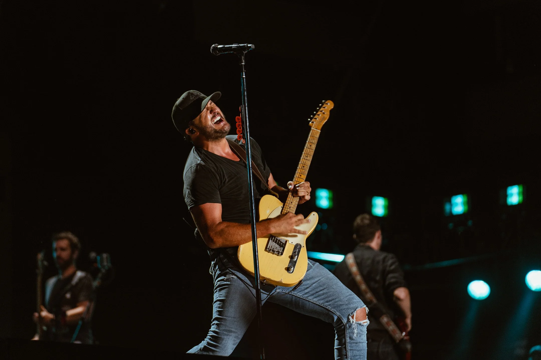 Luke Bryan CMA Fest-6.jpg