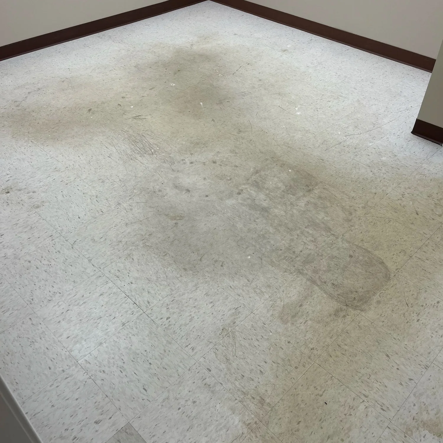 Worn floor before restoration
