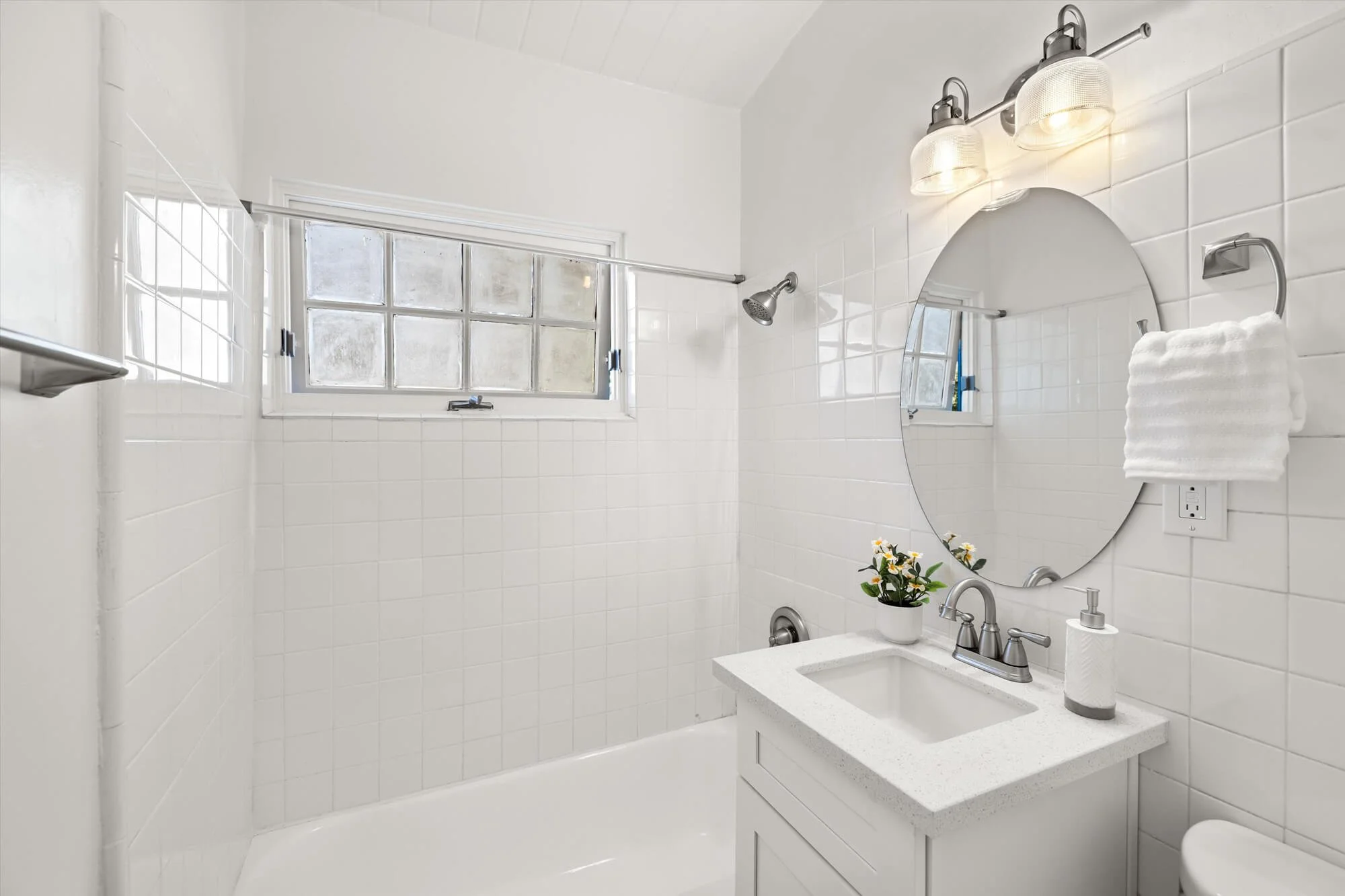 250-Bath-2B_14.jpg