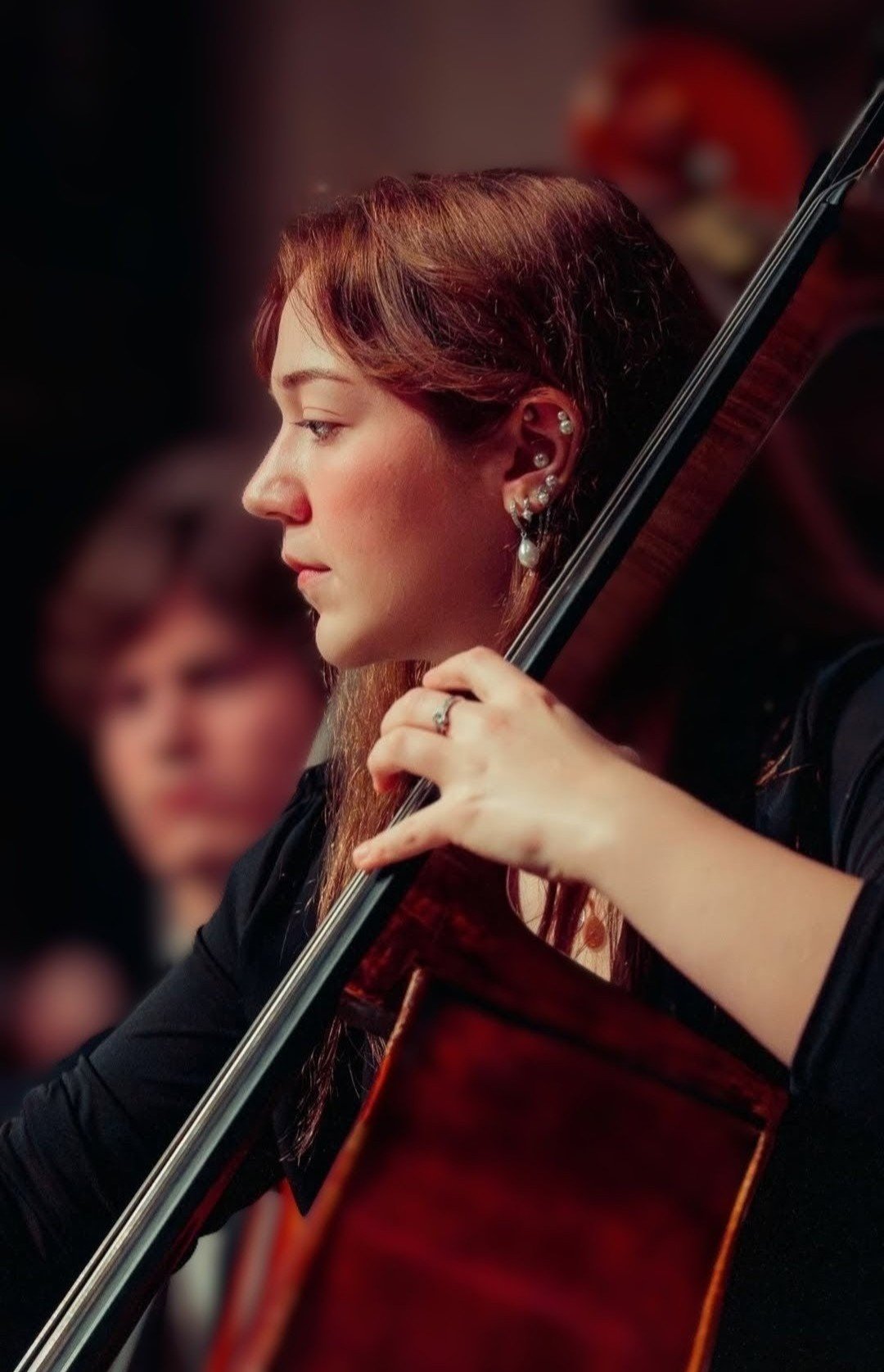Arwyn Ivey double performing double bass