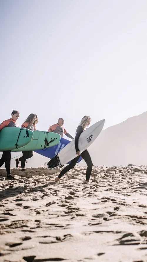 girlonthewave2_0112.webp