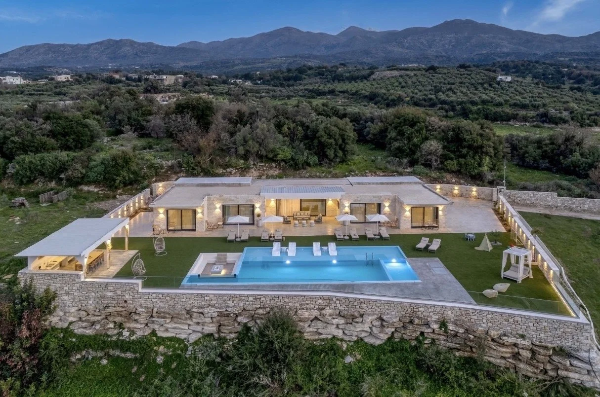 Groß (bffc2644-f461-4dc4-ae8b-7b93a183f99a).jpeg