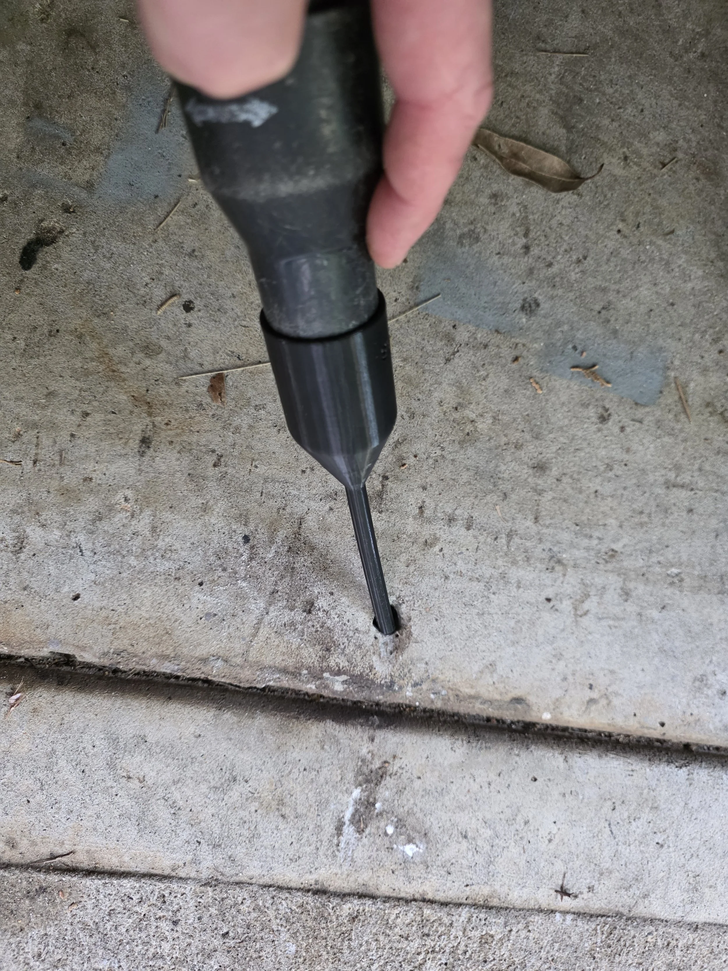 8MM Drill Hole Dust Extractor for Milwaukee M18