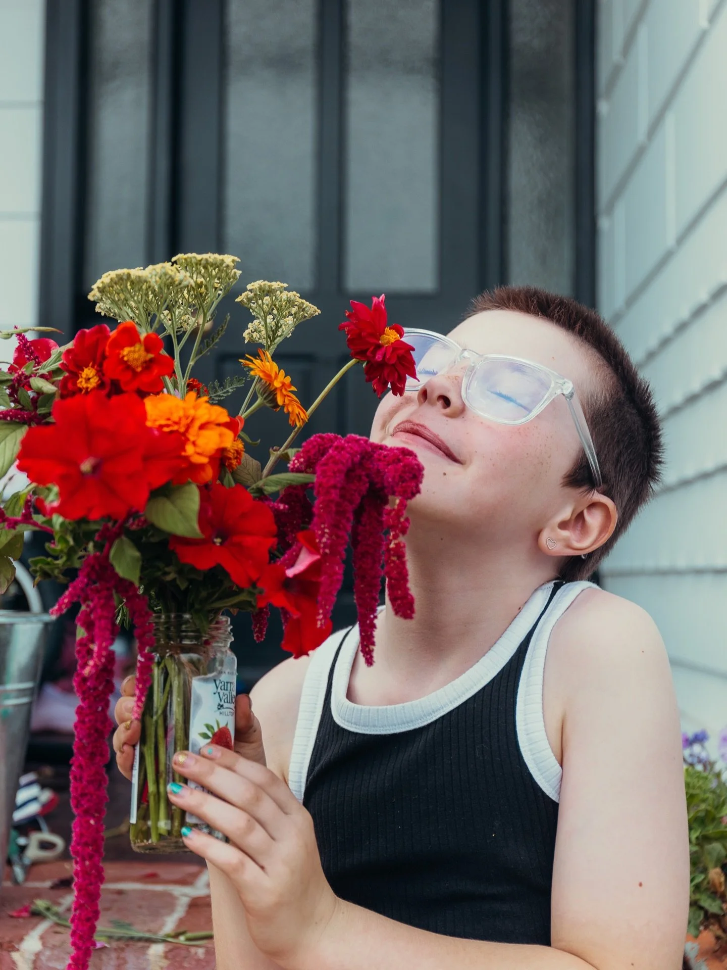 This is how the kids and mums will feel who are coming to our Grown for Mum Slow Flower Sessions on 9 May. Isn&rsquo;t it just beautiful 💚

Thanks to your support, The Corner Garden has been able to provide free sessions to kids of local single mums