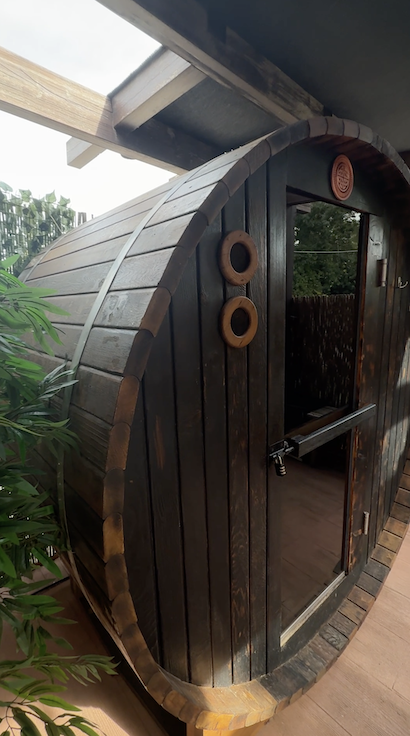 Sauna for 4 people.png