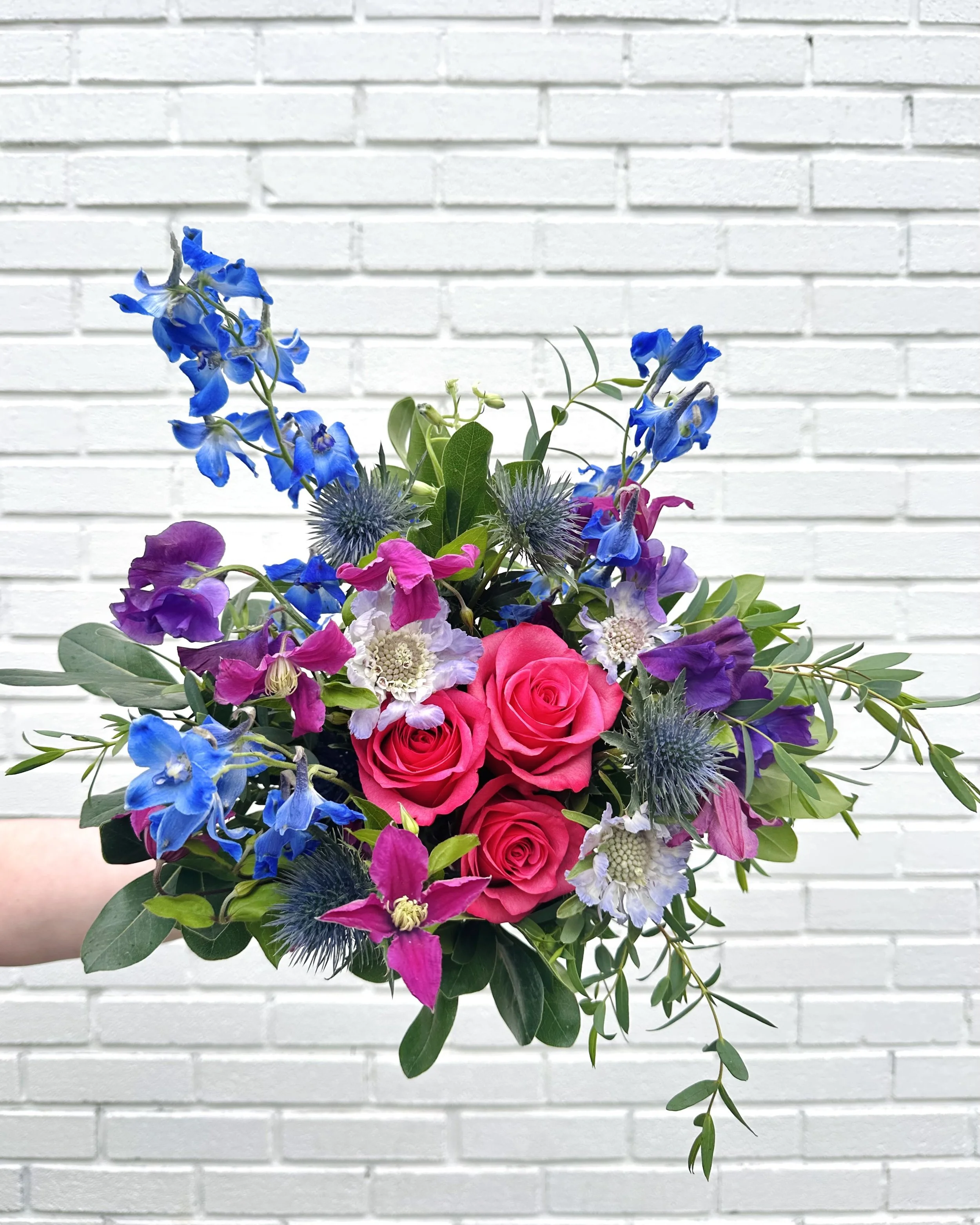 Large Hand-Tied Bouquet2