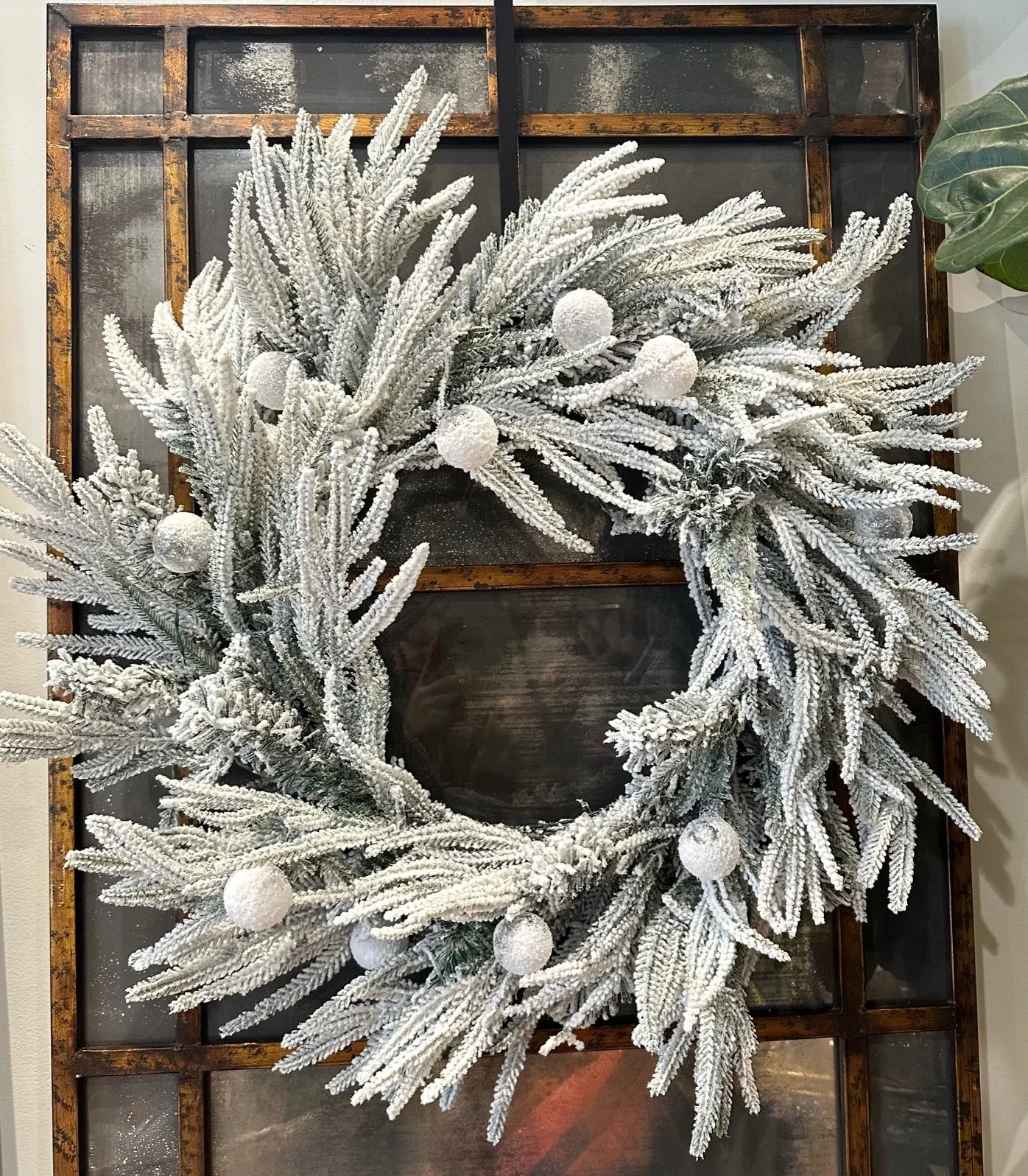 26" Lit Arctic Snow Wreath