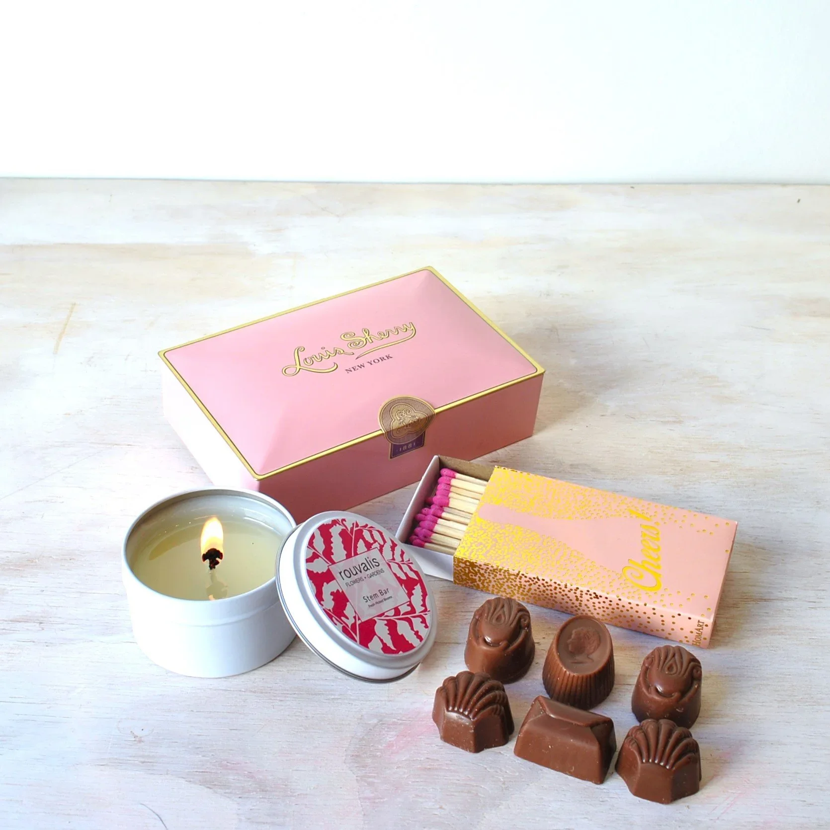 Chocolates & Candle Gift Set
