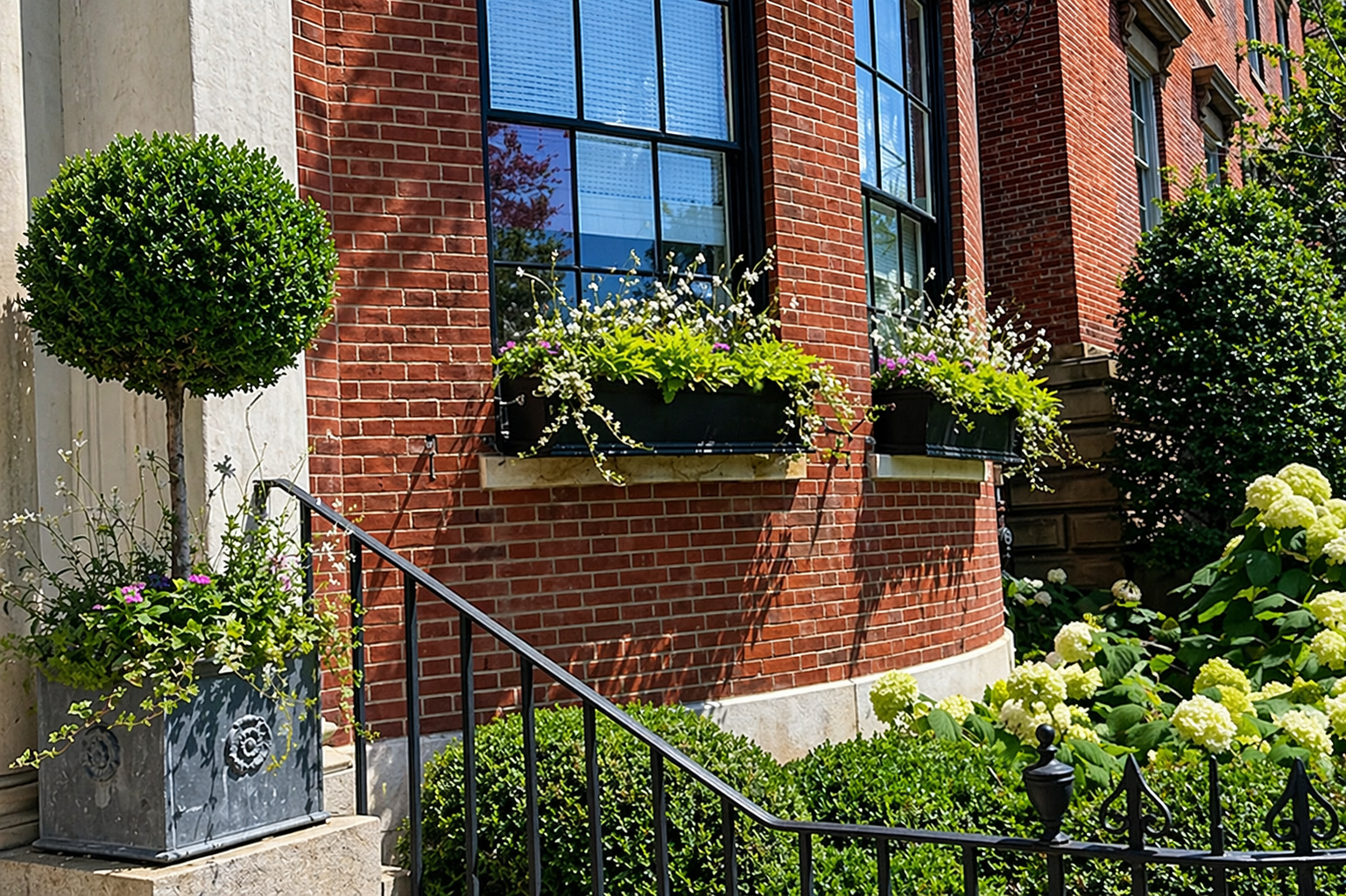 Best Corporate Flowers in Burlington | Why Businesses Choose Dependable Florists