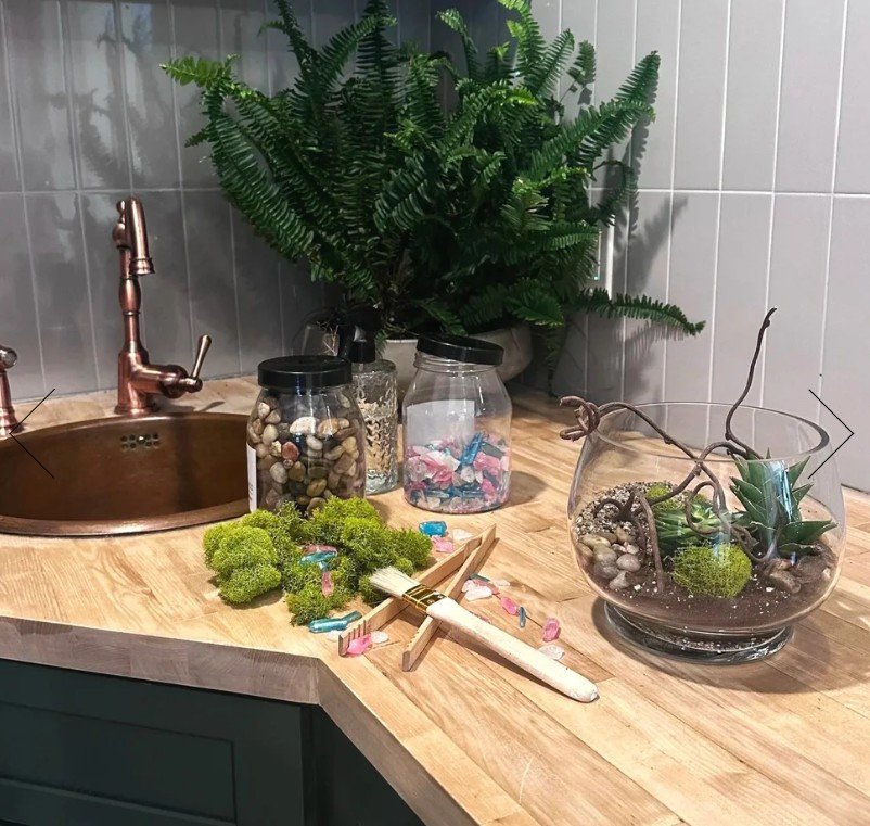 Join us at Rouvalis Winchester for Floral and Planter Workshops!
