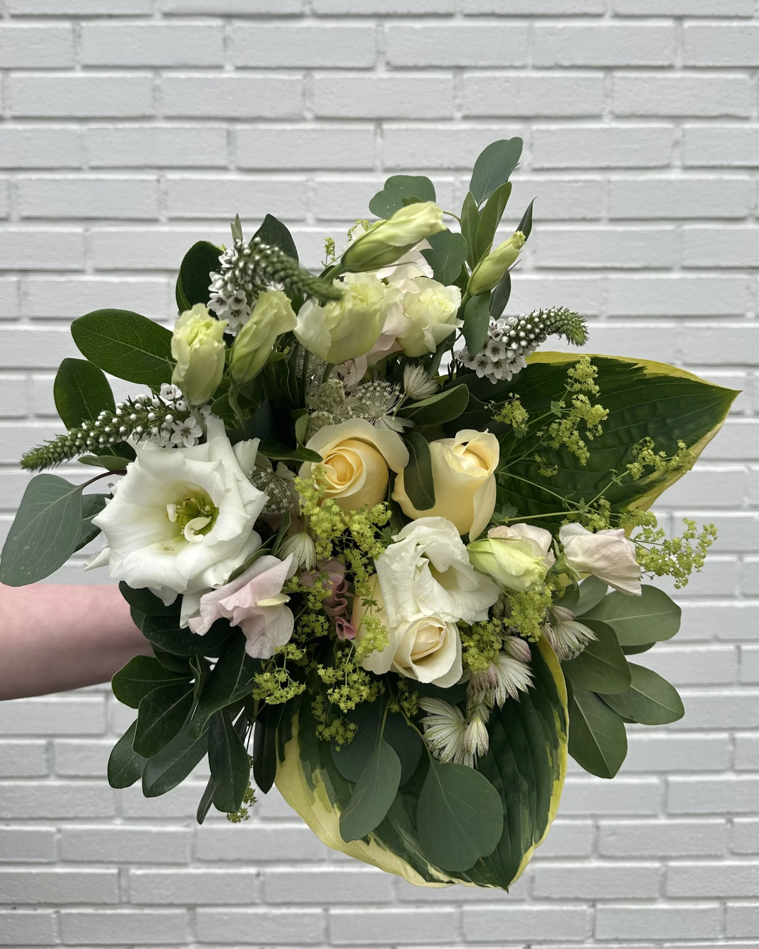fresh flower hand tied bouquet