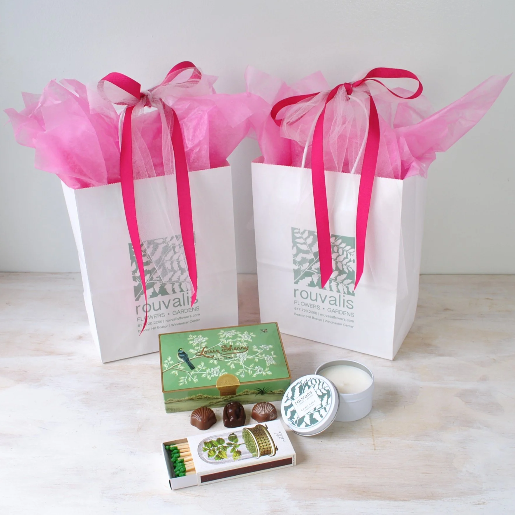 mother's day gift sets and gift baskets delivered