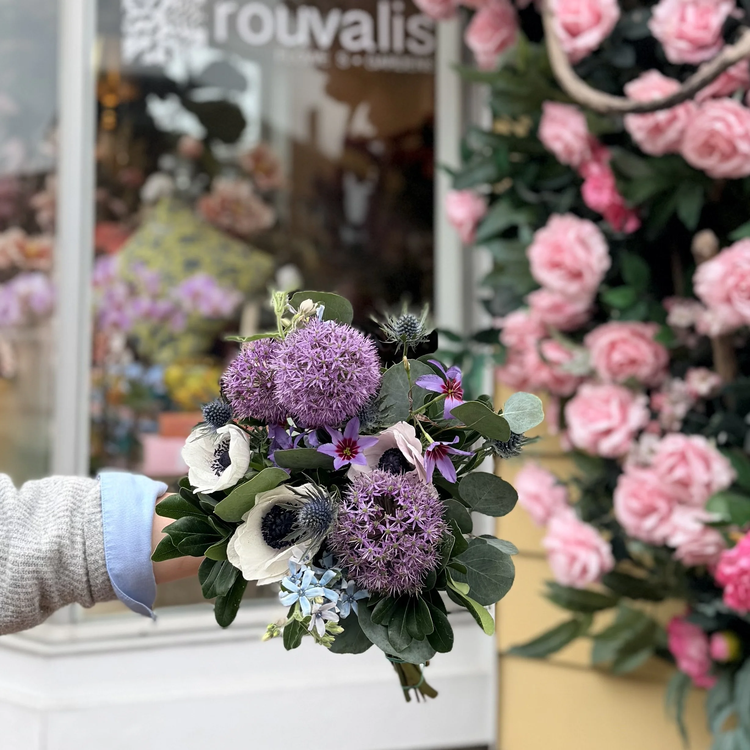 hand tied flower bouquet for pickup in boston