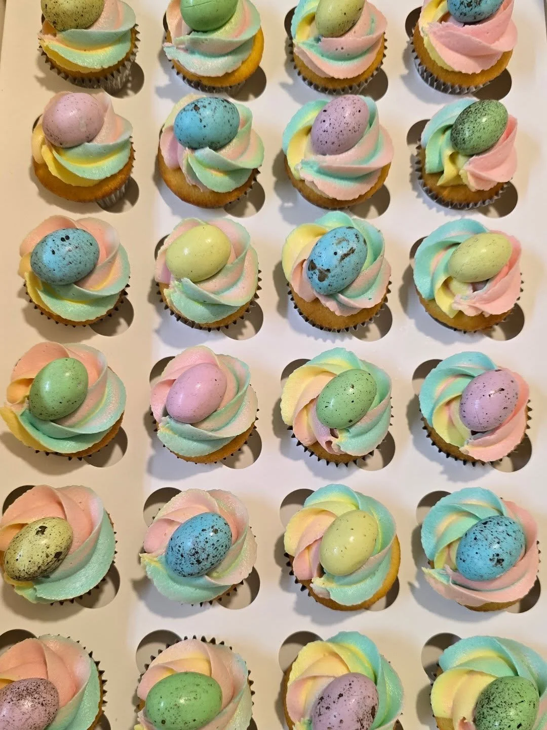 Starting our Easter orders with these gorgeous minis 😍