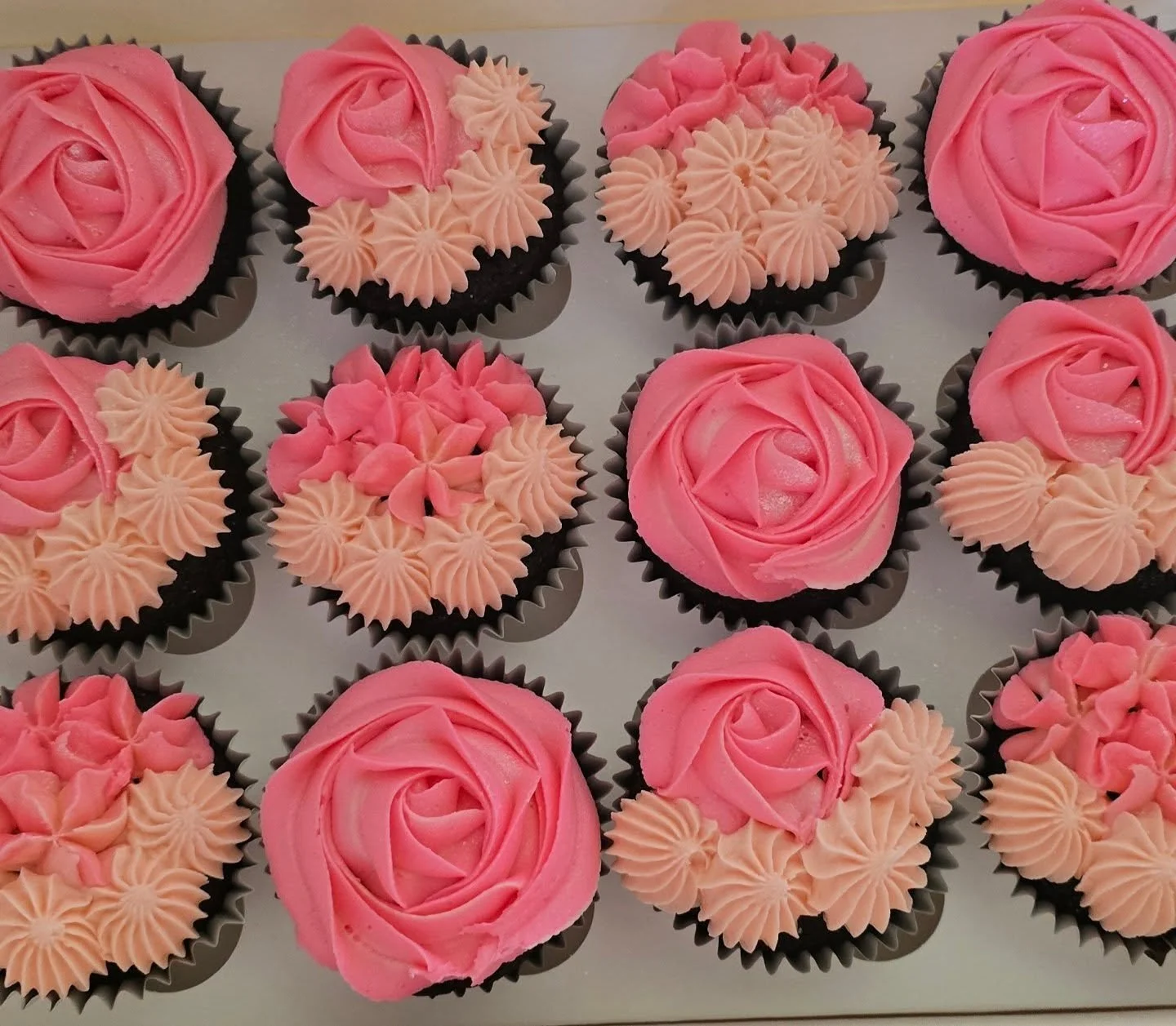 Pretty pinks for a Peppa Pig party 🐖