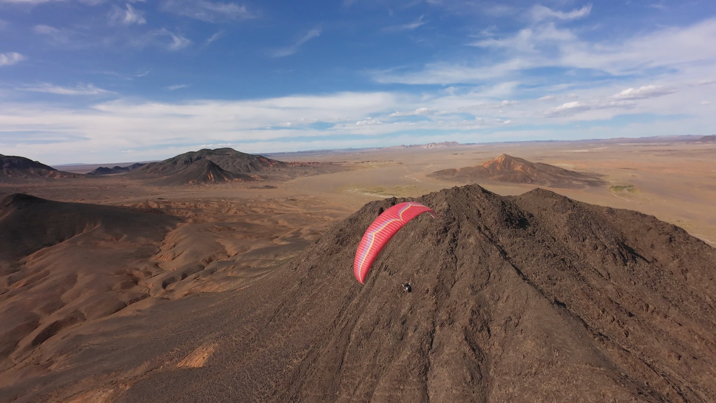 v05-red-wing-volcanic-ridge.jpg