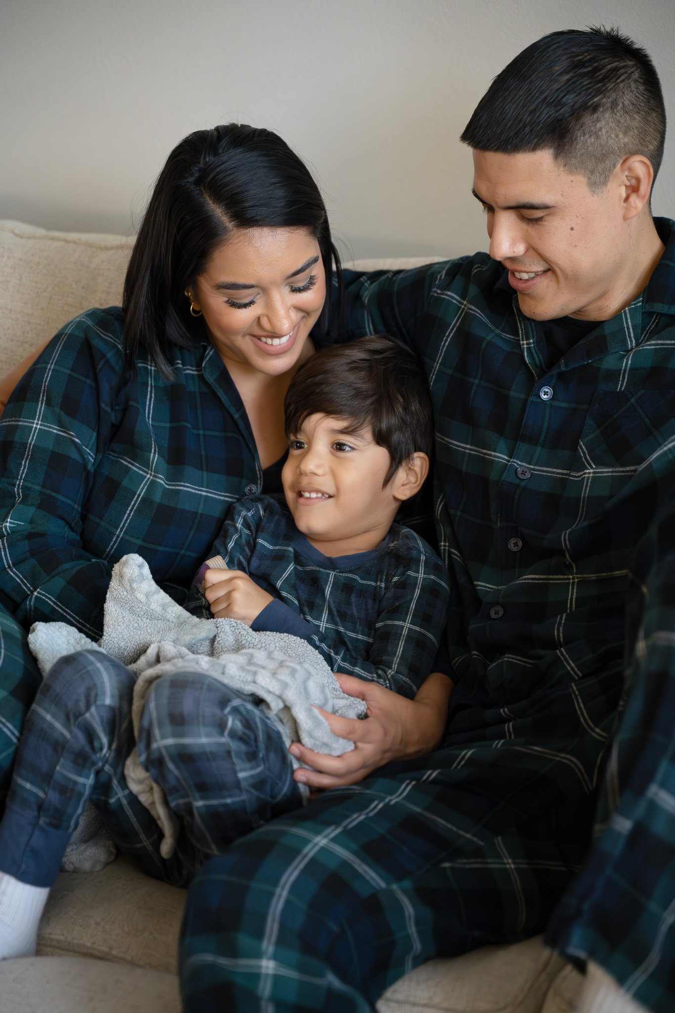 houston family at home christmas4.jpg