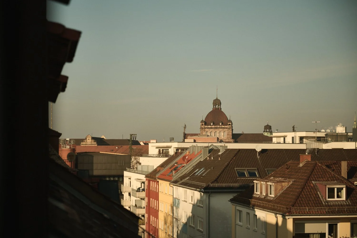 Weitblick über Nürnberg und aufs Opernhaus