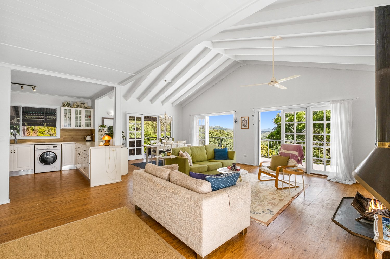 REMAX_PANORAMA_205_ROSEMOUNT-179.jpg