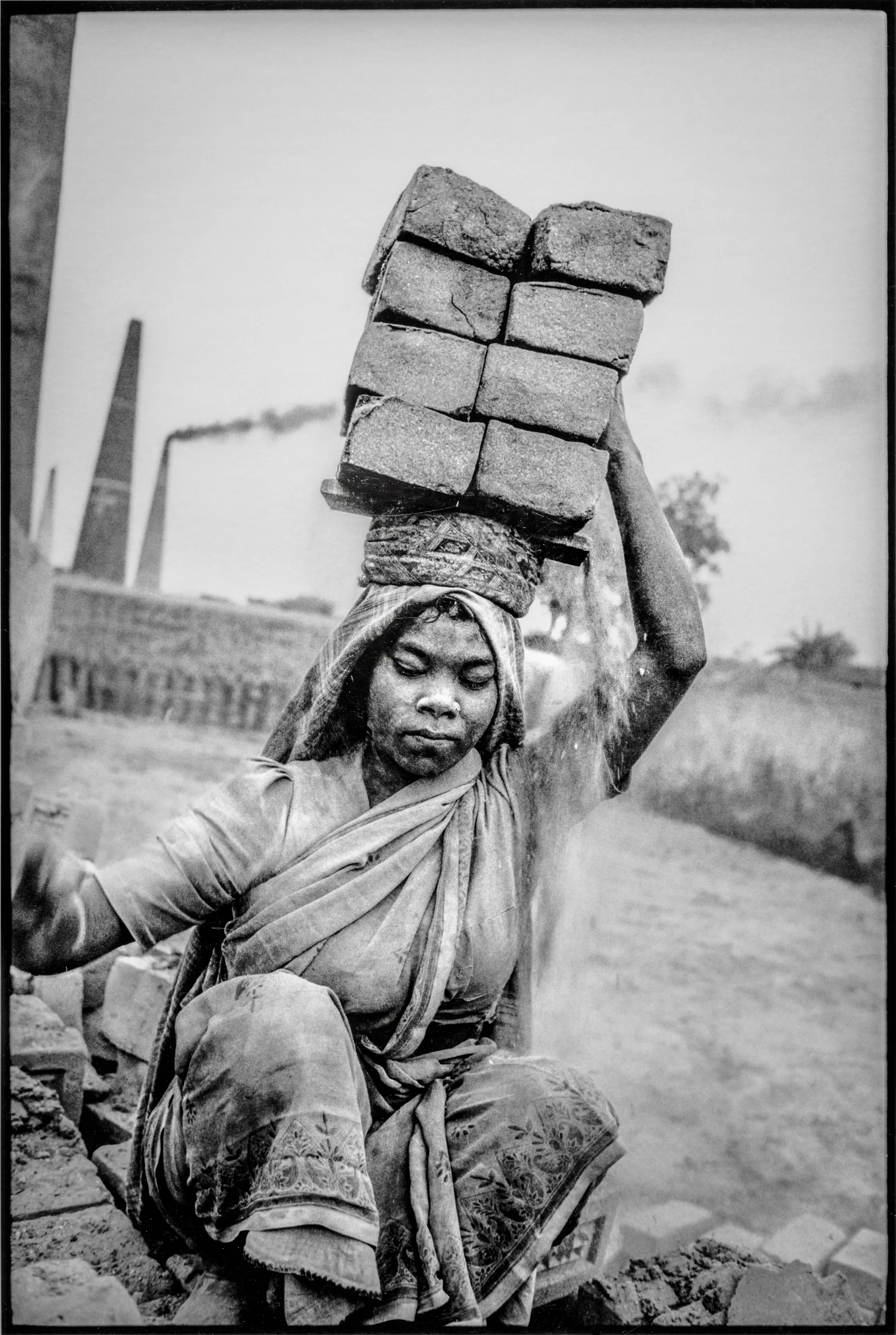 Bihar: Beneath the Kiln Smoke - India 2003