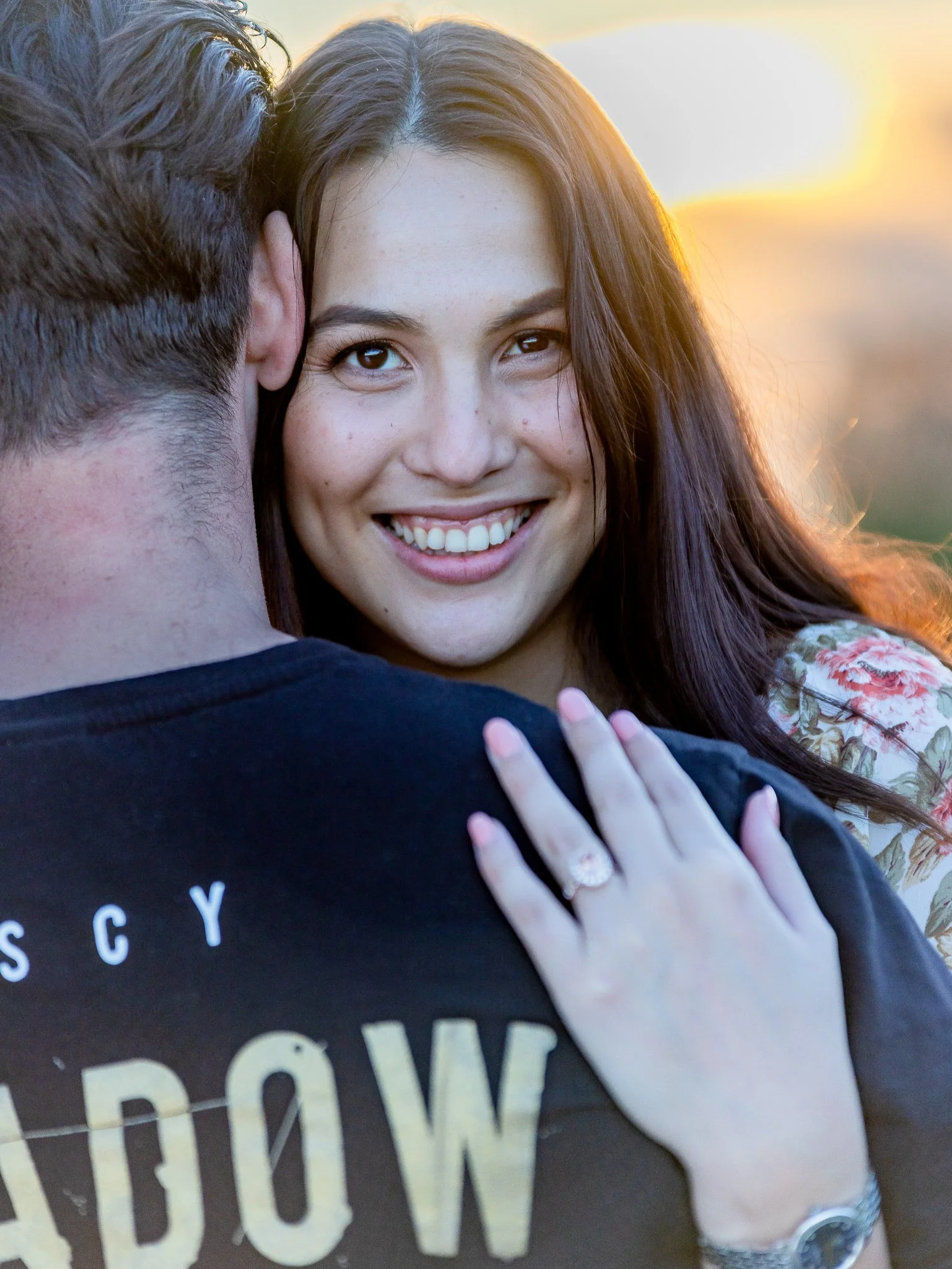 3️⃣ Close smiling embrace (girl looking at camera).jpg