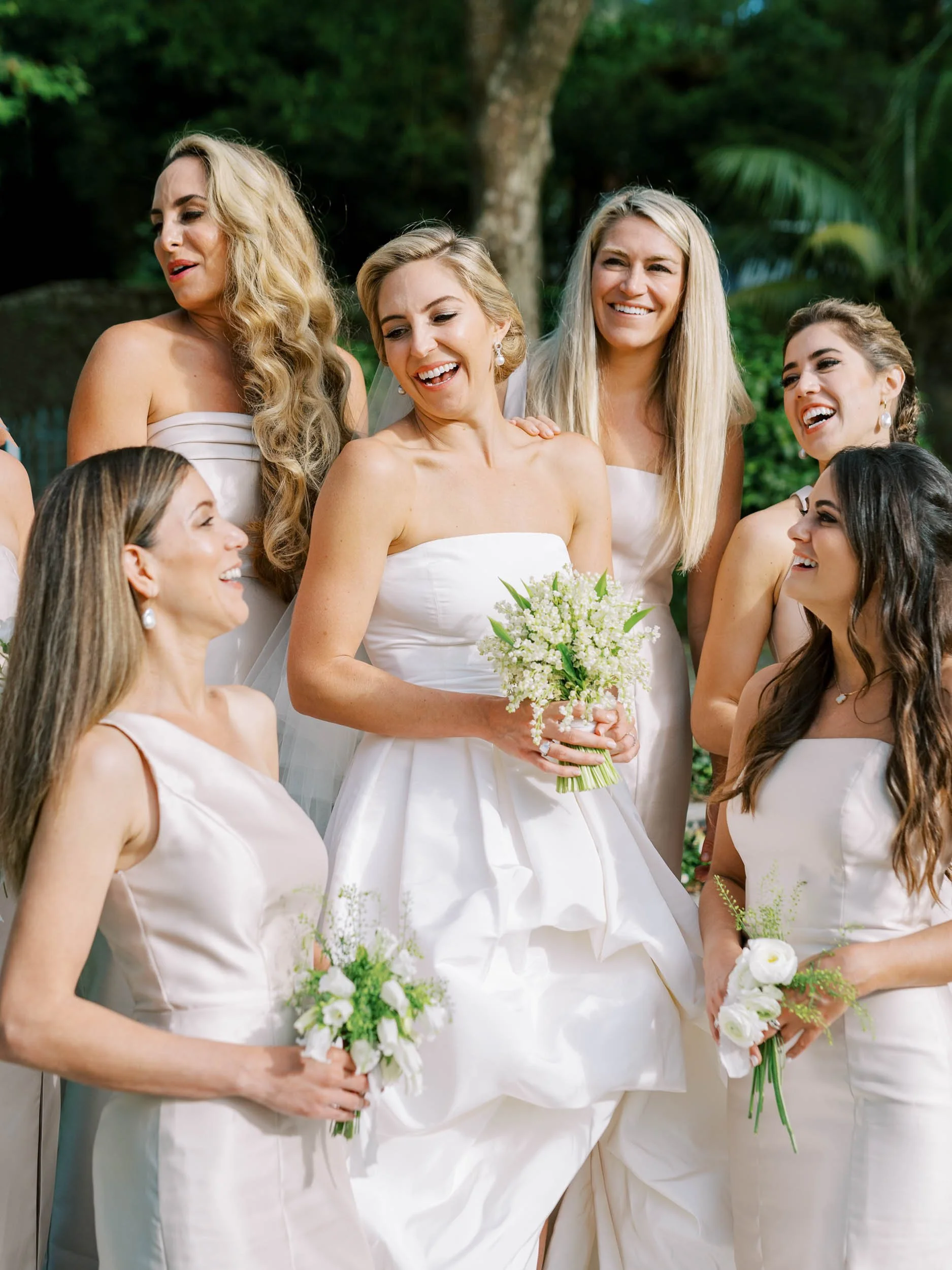 Bride with bridesmaids at Palácio de Seteais in Sintra