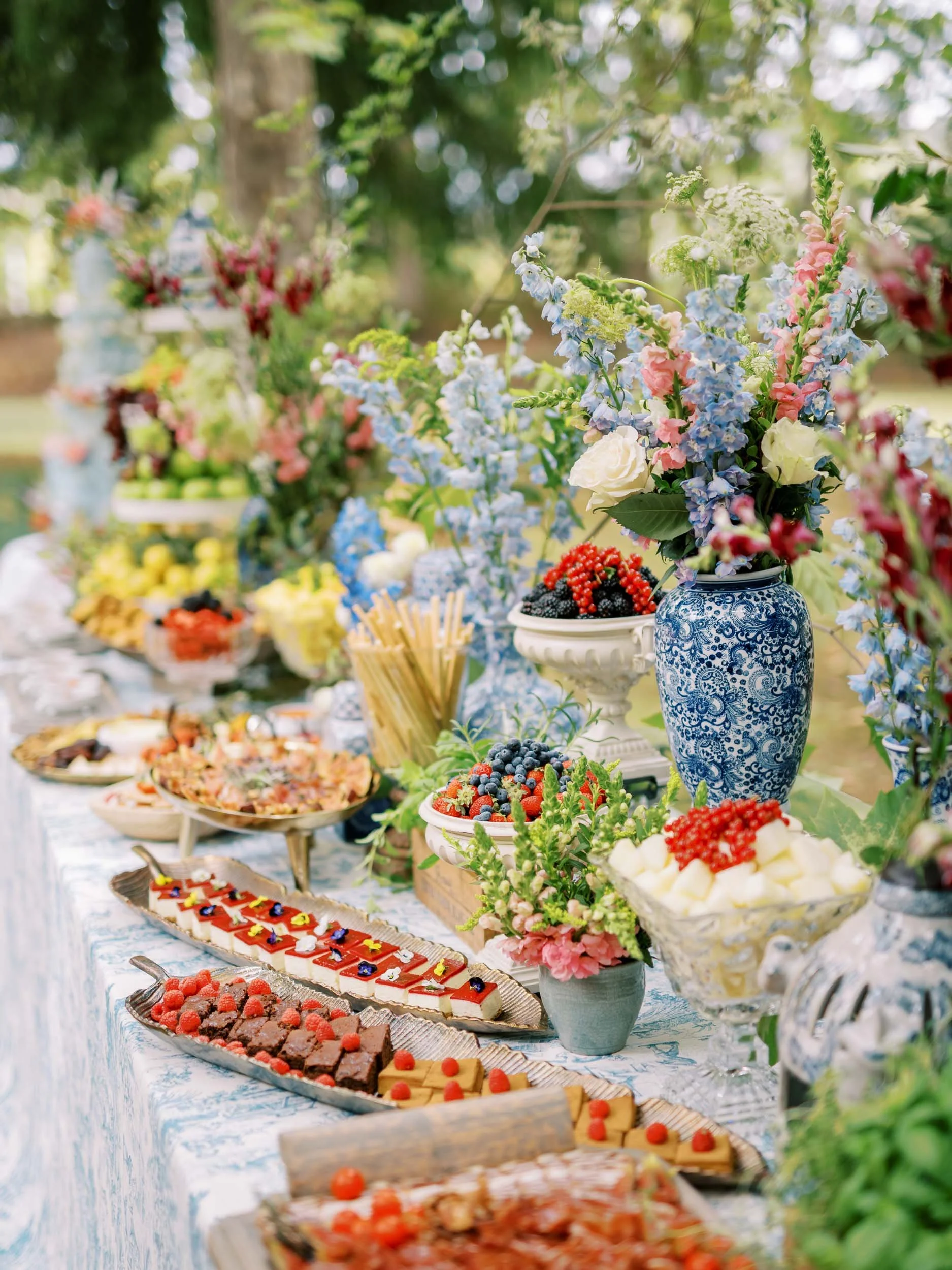 Wedding table styling with flowers and fruit during a wedding at Vidago Palace Hotel in Portugal