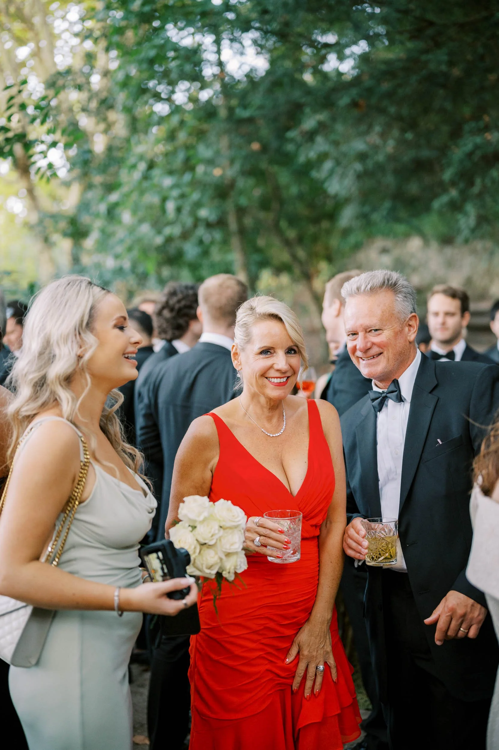 Wedding guests during cocktail hour at Casa dos Penedos in Sintra