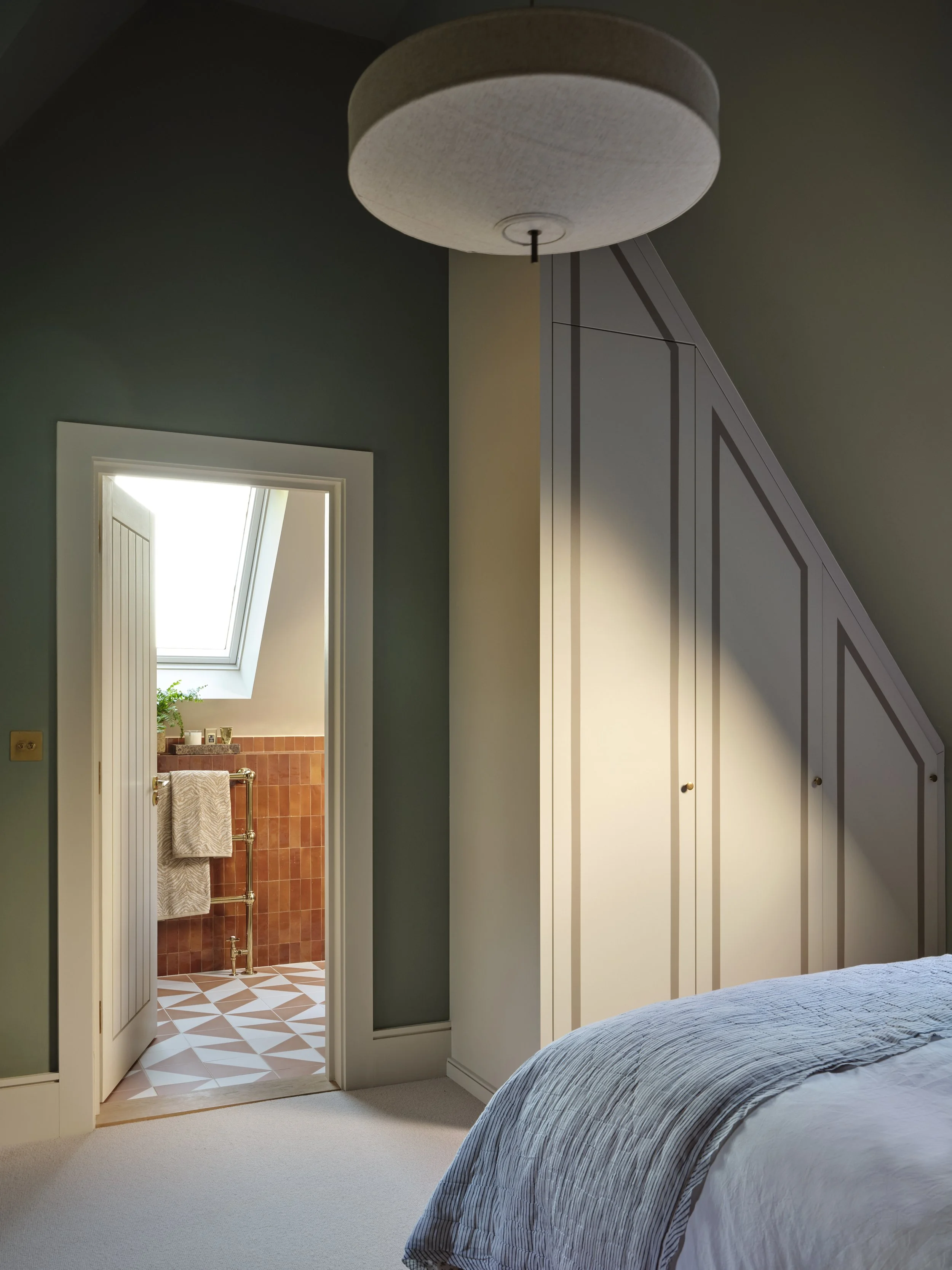 TBS_25.11.25_Bedroom suite 2_02.jpg