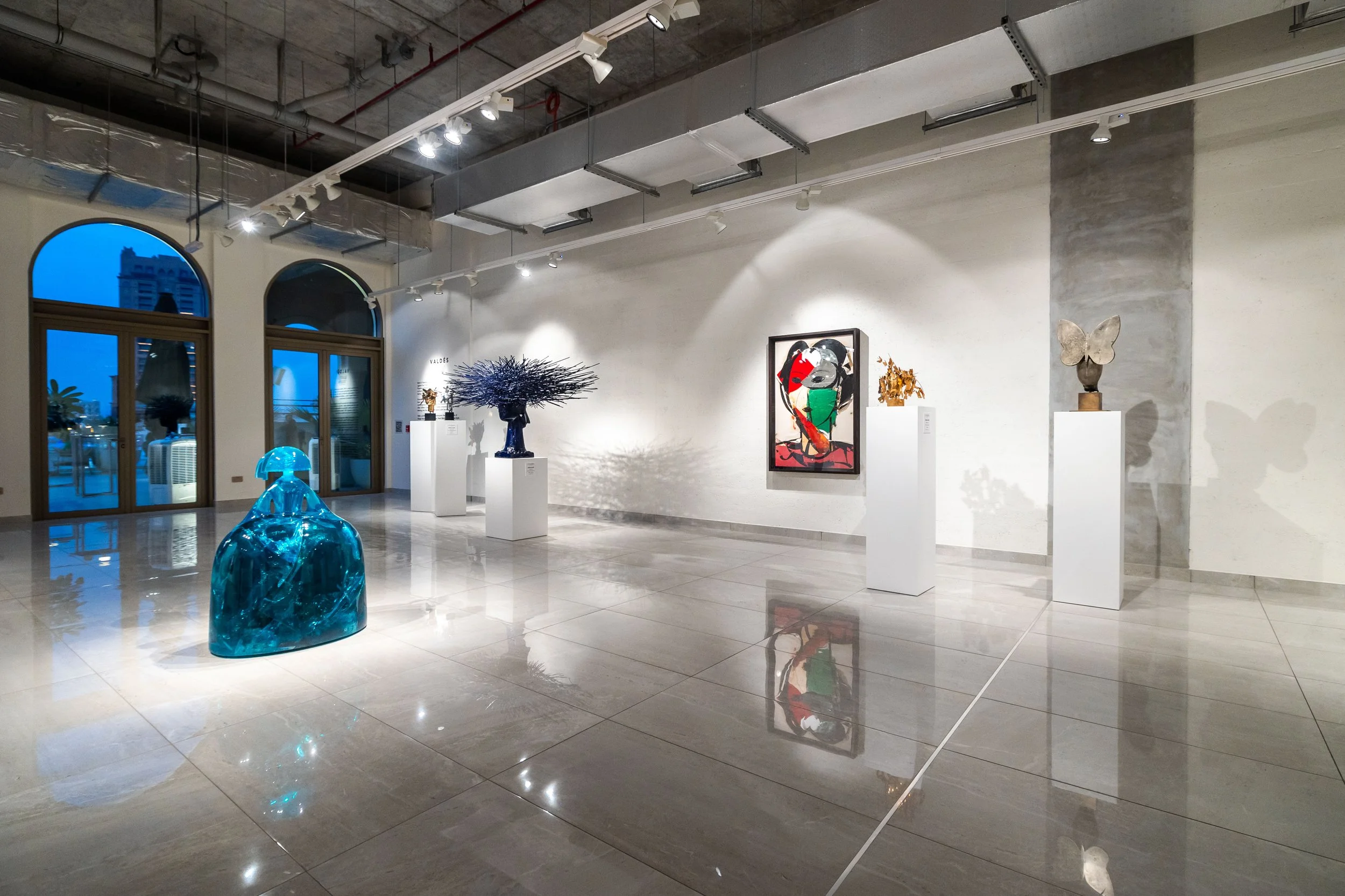 Installation view of Manolo Valdés exhibition curated by Mohamad Ali Makouk at Anima Gallery