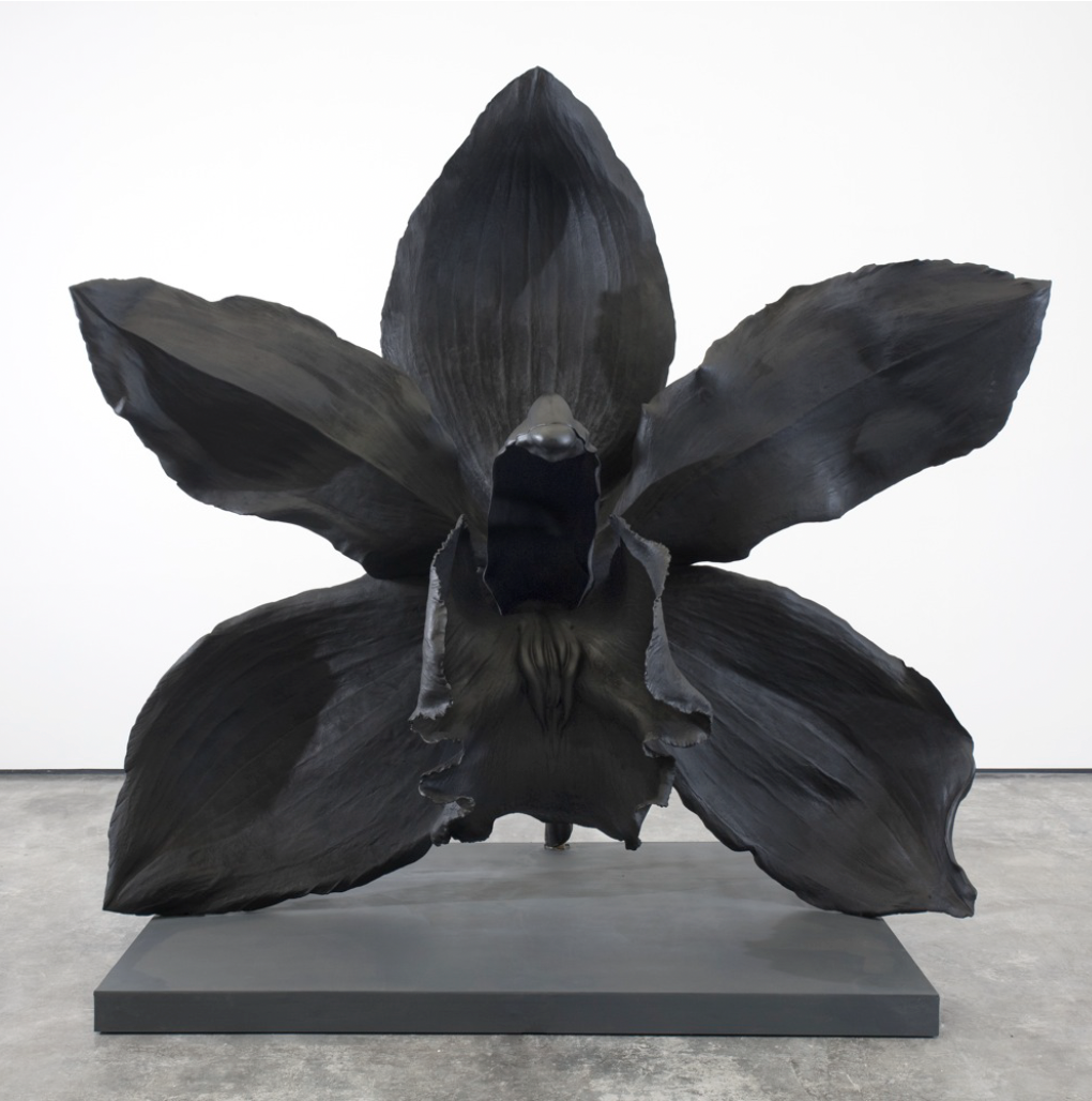 marc-quinn-sculpture-installation-qatar-core-art-strategies-makouk