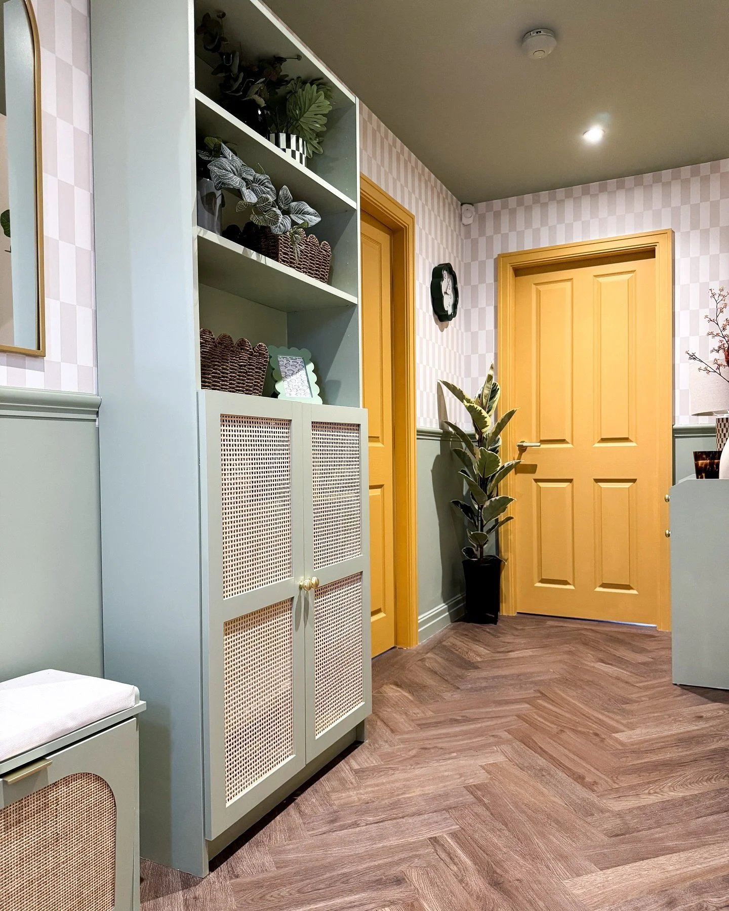 Being in a narrow new build townhouse, the main priority for the hallway was smart storage and space-saving. We&rsquo;re a household with a LOT of &lsquo;stuff&rsquo;, shoes, and not a lot of storage. To the point where our kitchen doesn&rsquo;t even