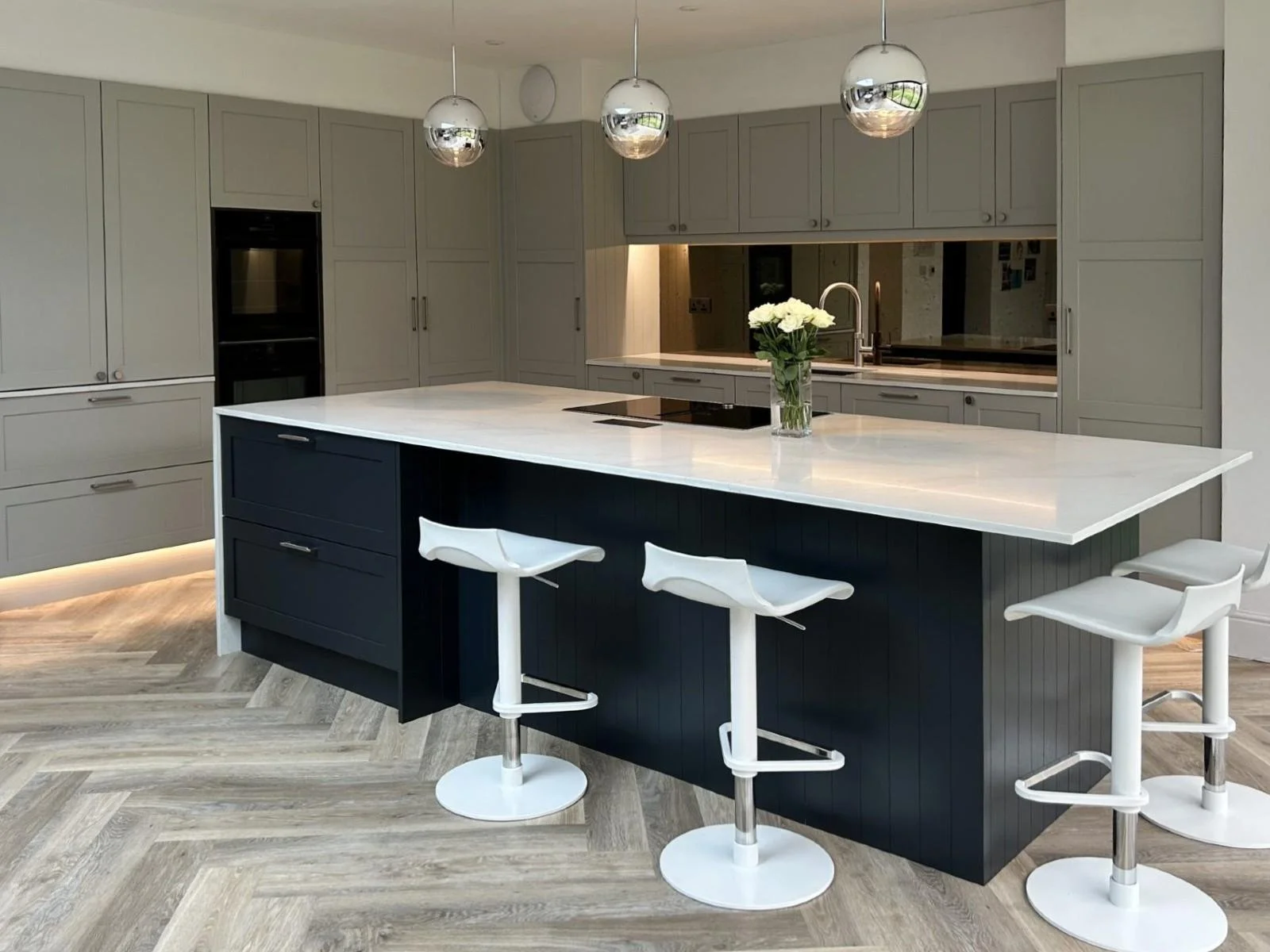 Grey & Charcoal Shaker Kitchen in Dunchurch