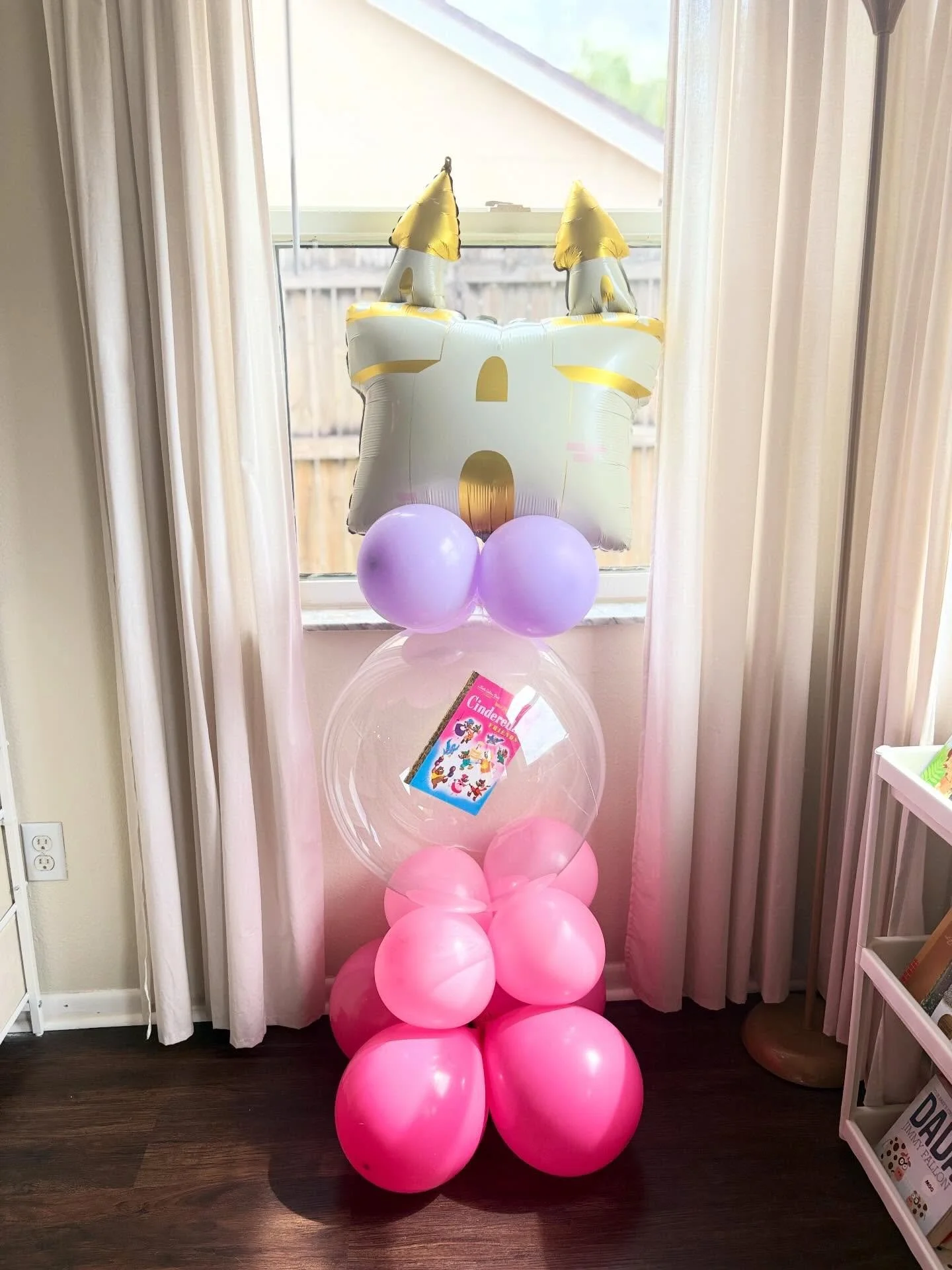 Birthday castle with Cinderella! Any kid would love this gift! #balloons #orlando #giftguide #toddlermomlife
