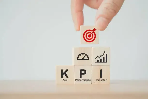 Definição de KPIs e estratégia operacional para aumentar a rentabilidade em restaurantes | Kitchen Wise Consulting