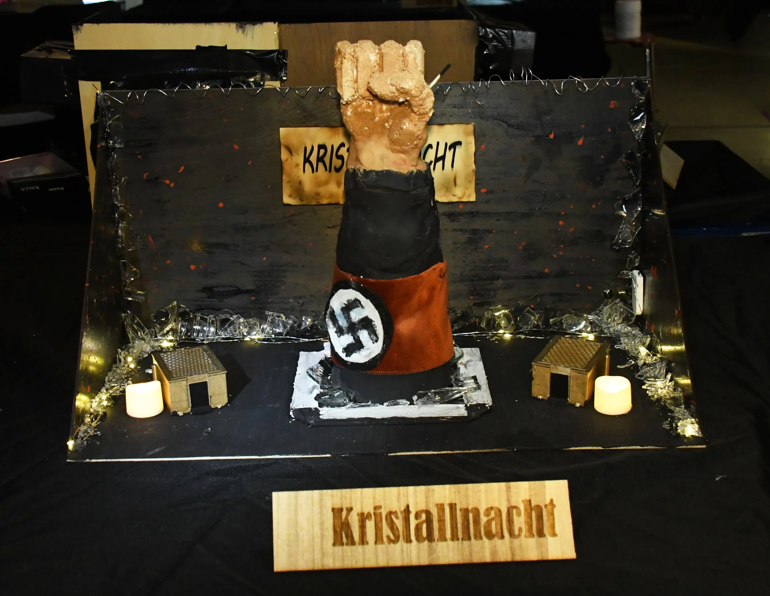 Kristallnacht: Night of Broken Glass 