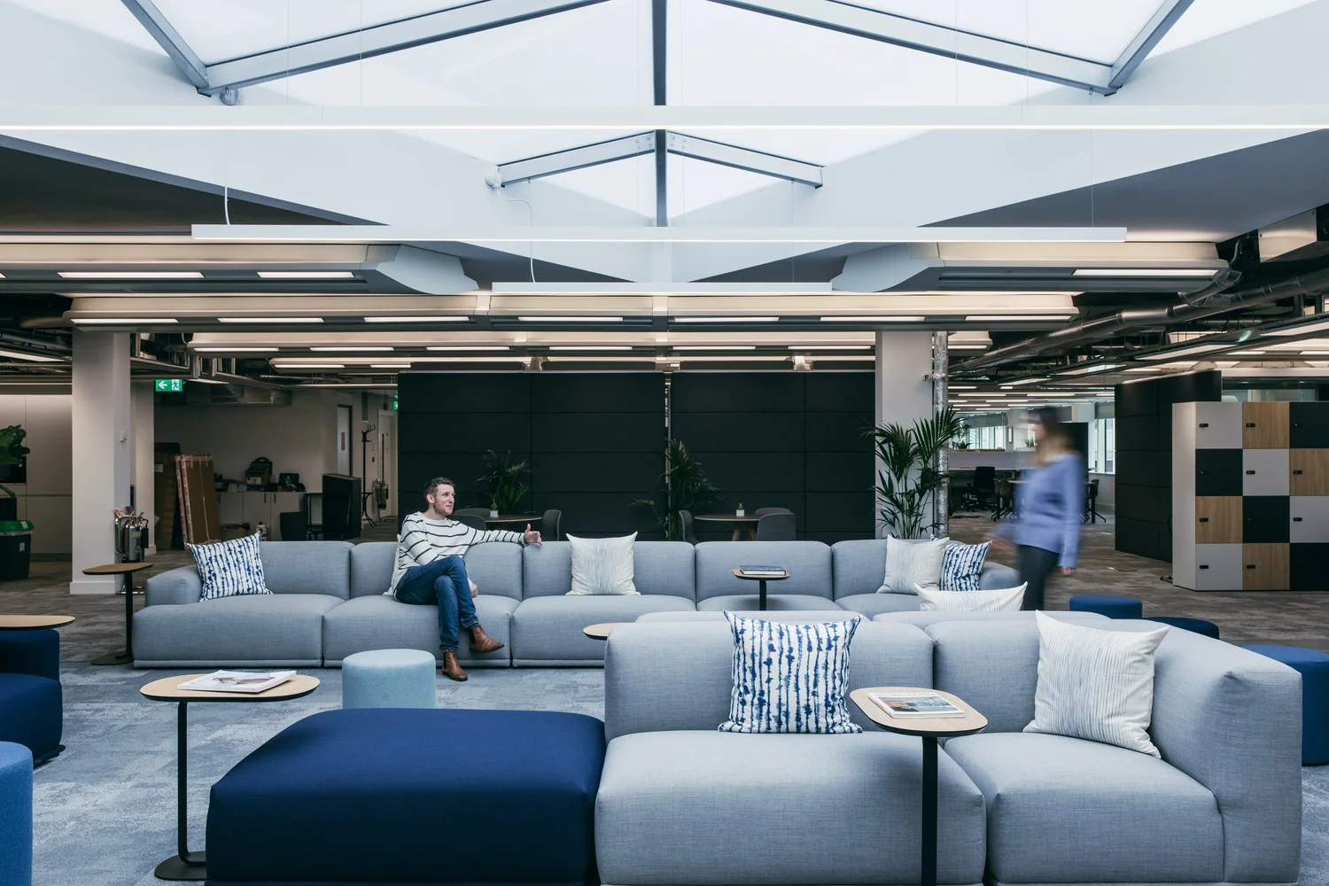 Fitzrovia tenant office fit-out breakout area