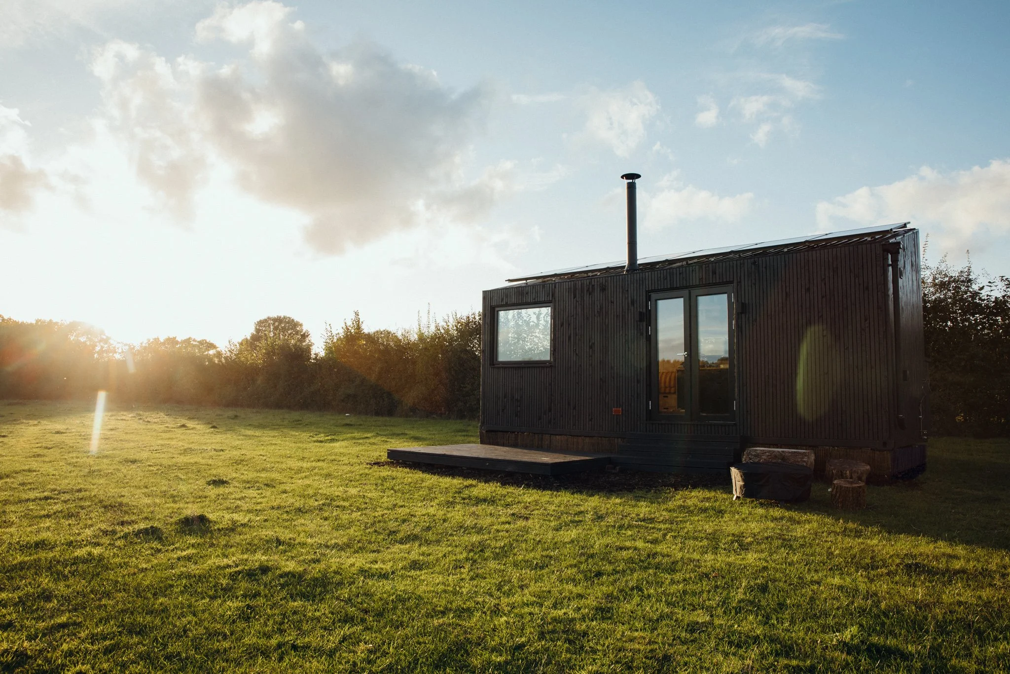 Nutwood Cabin 001 - Tom Joy [ IMG_1723 ]LR.jpg