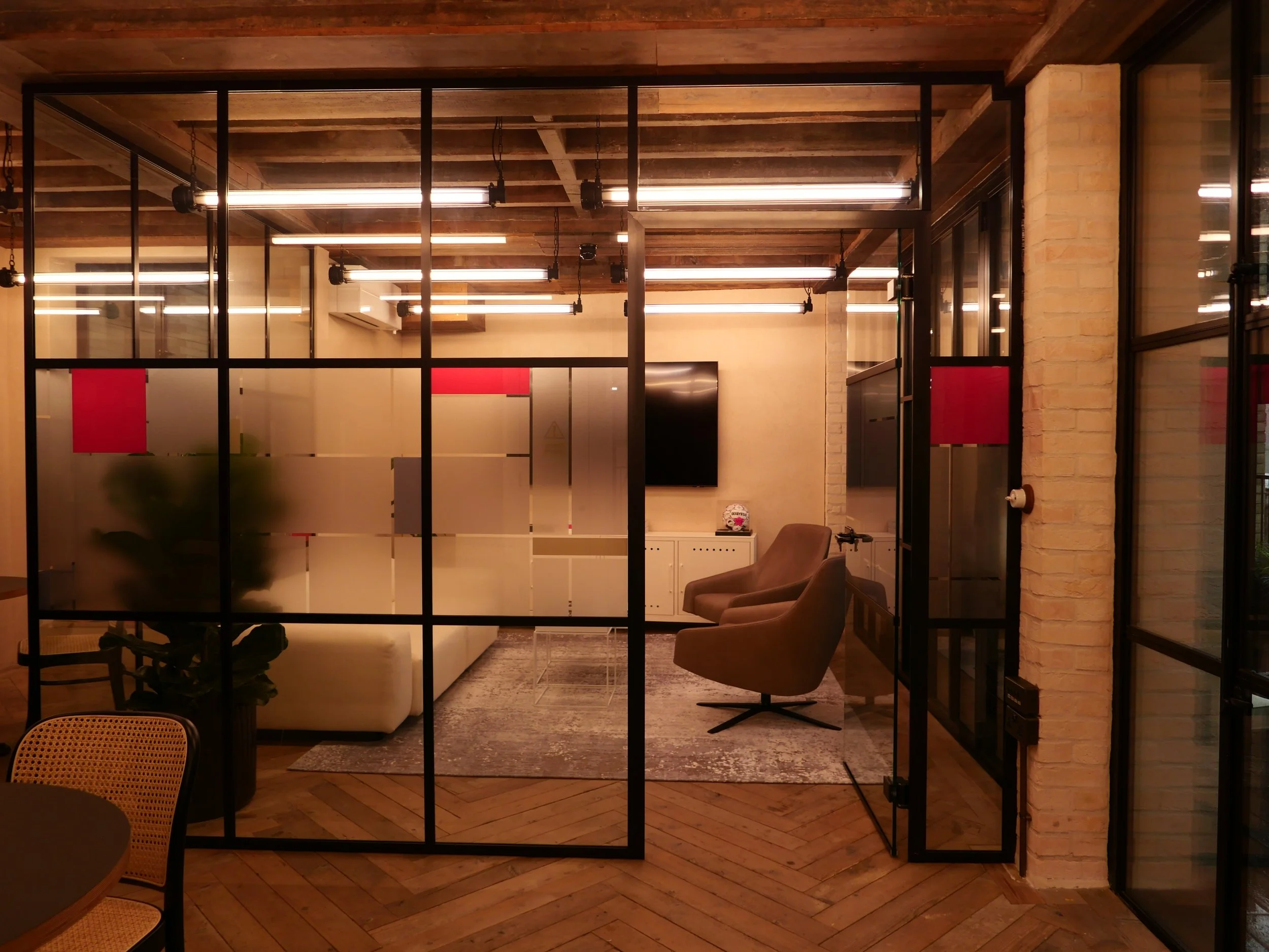 Central - Talent Management Agency