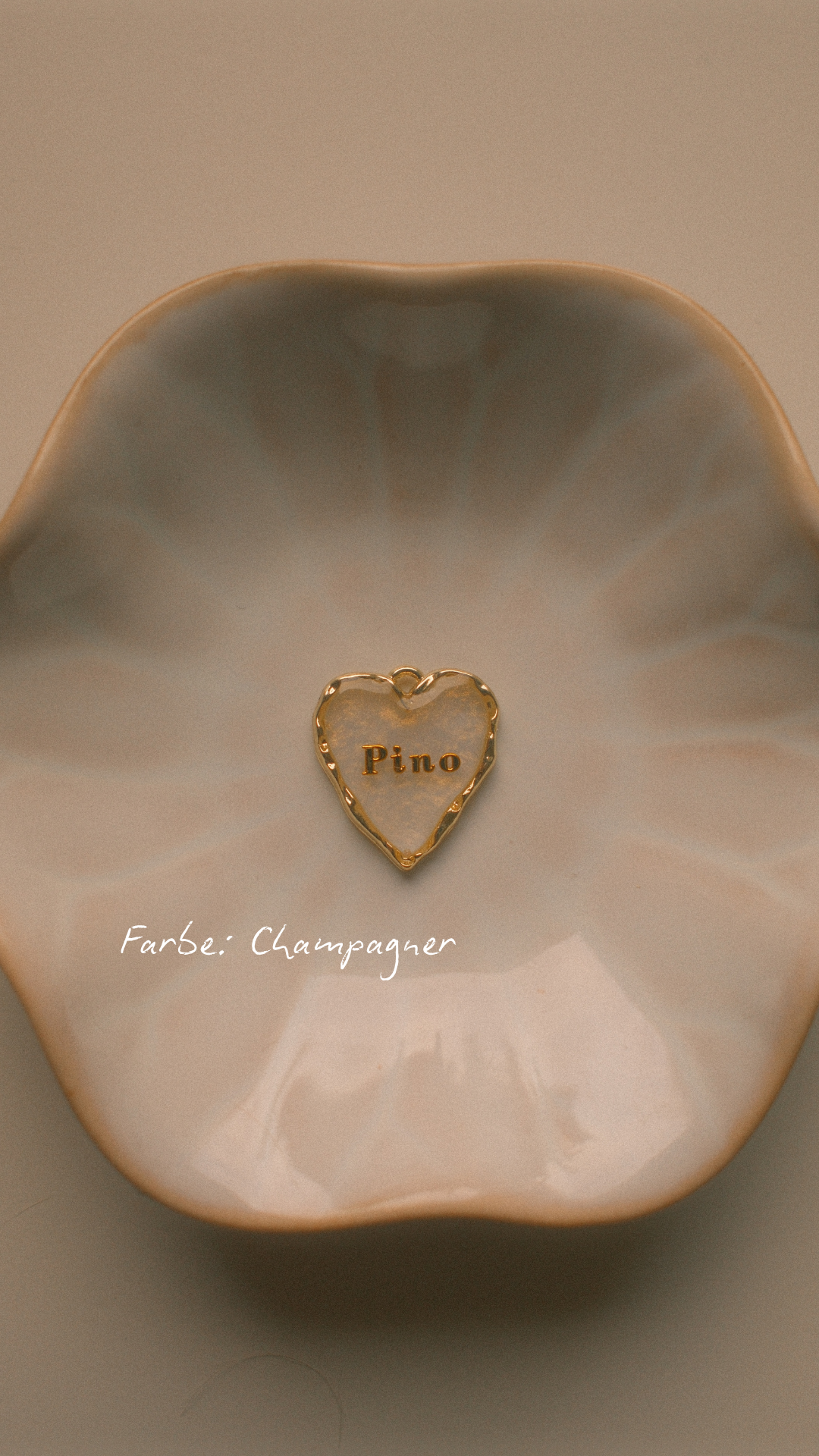 Hundemarke goldenes Herzchen Champagner.png