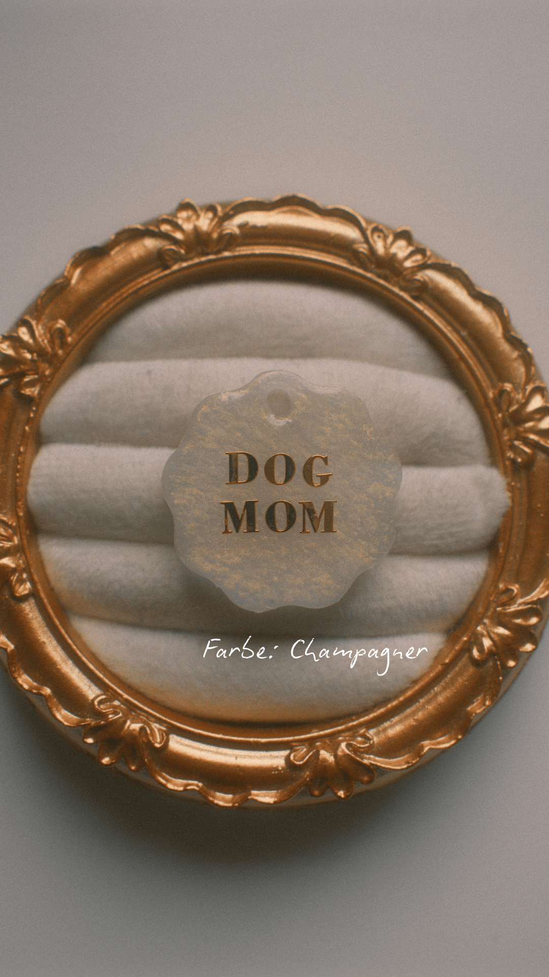 Dog Mom Schlüsselanhänger Gold Champagner.png